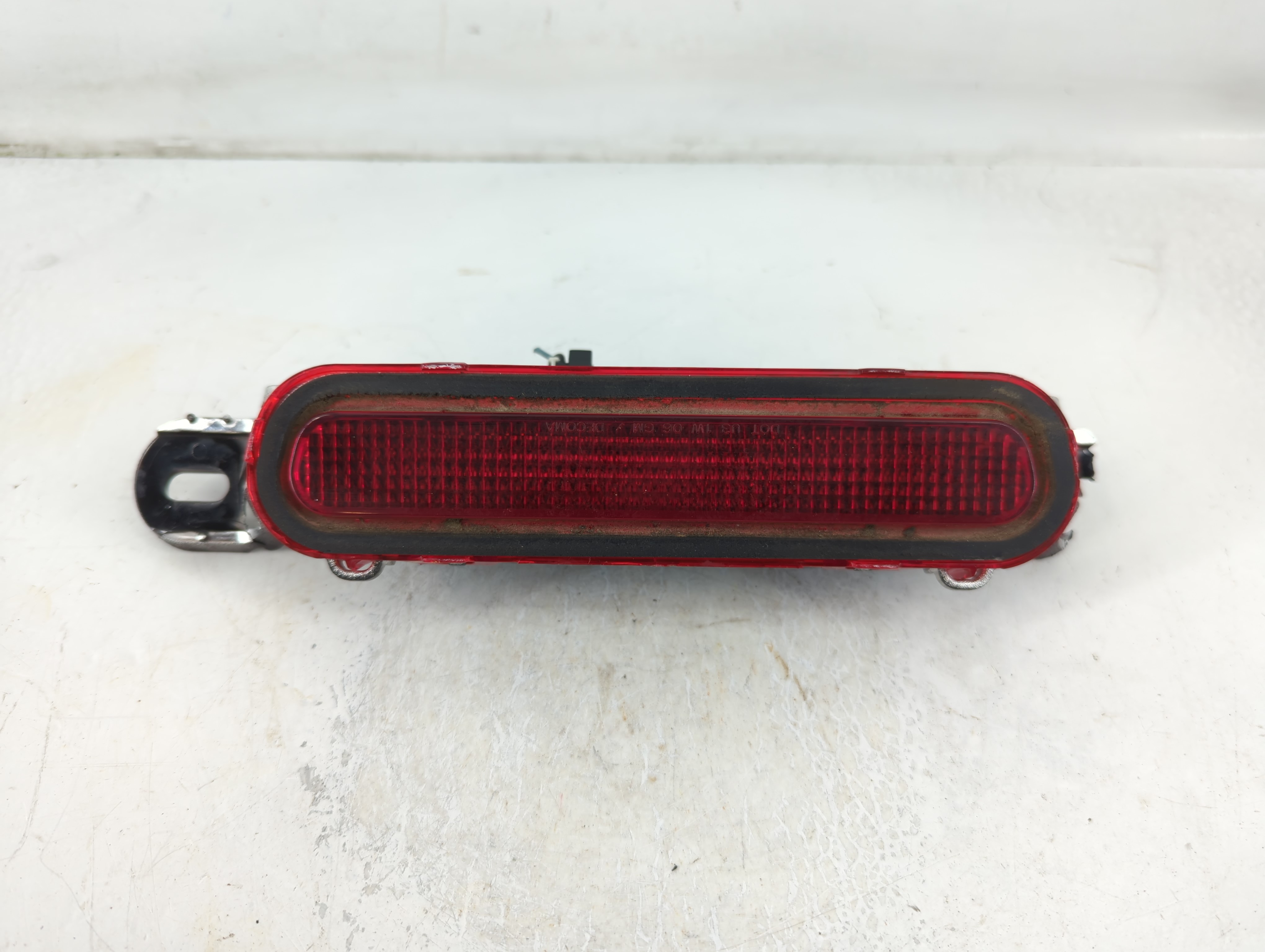 2011 Chevrolet Impala Third Brake Light Tail Light 779396 - Oemusedautoparts1.com