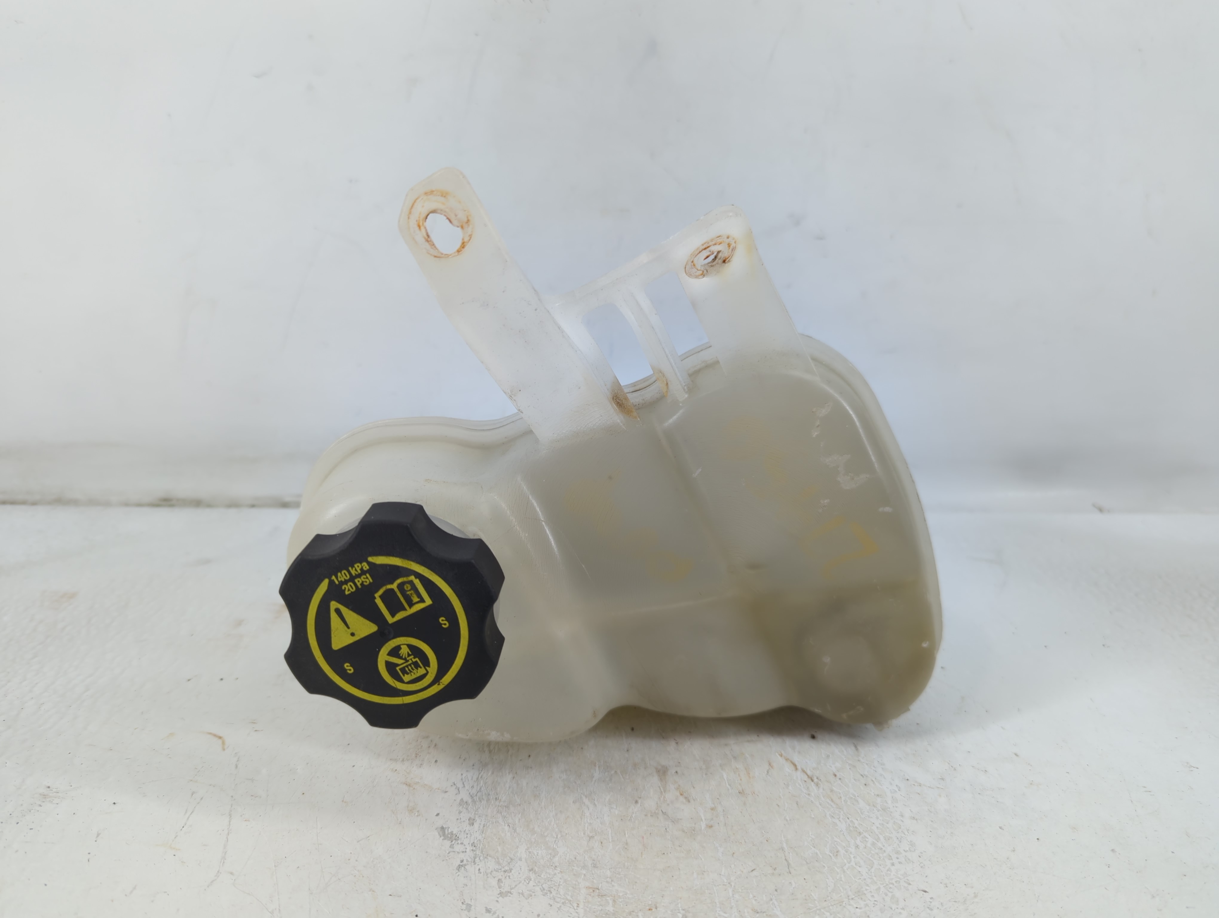 2012 Chevrolet Impala Radiator Coolant Overflow Expansion Tank Bottle 779407 - Oemusedautoparts1.com