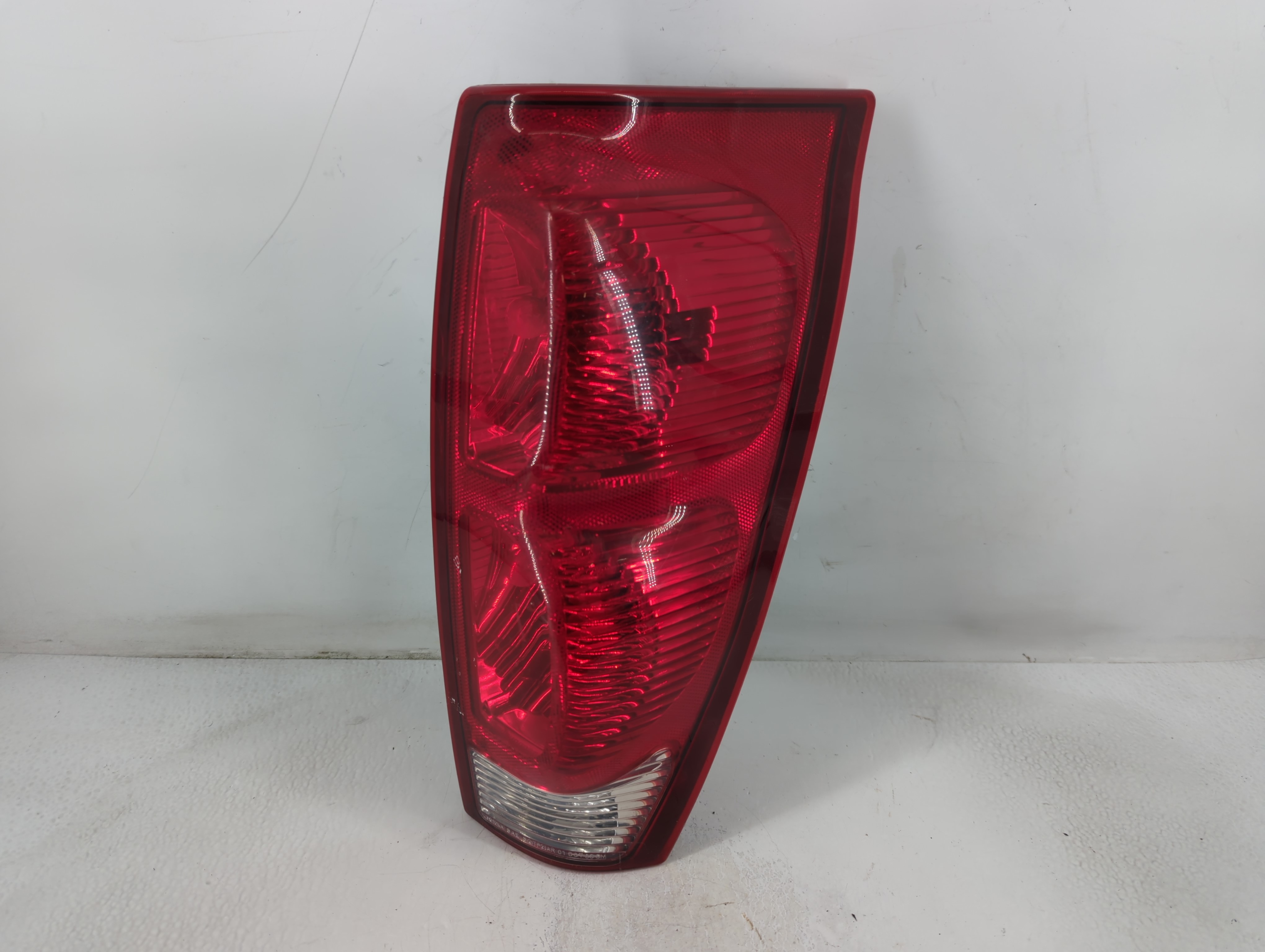 2002 Chevrolet Avalanche 1500 Passenger Right Side Tail Light Taillight Oem 779412 - Oemusedautoparts1.com