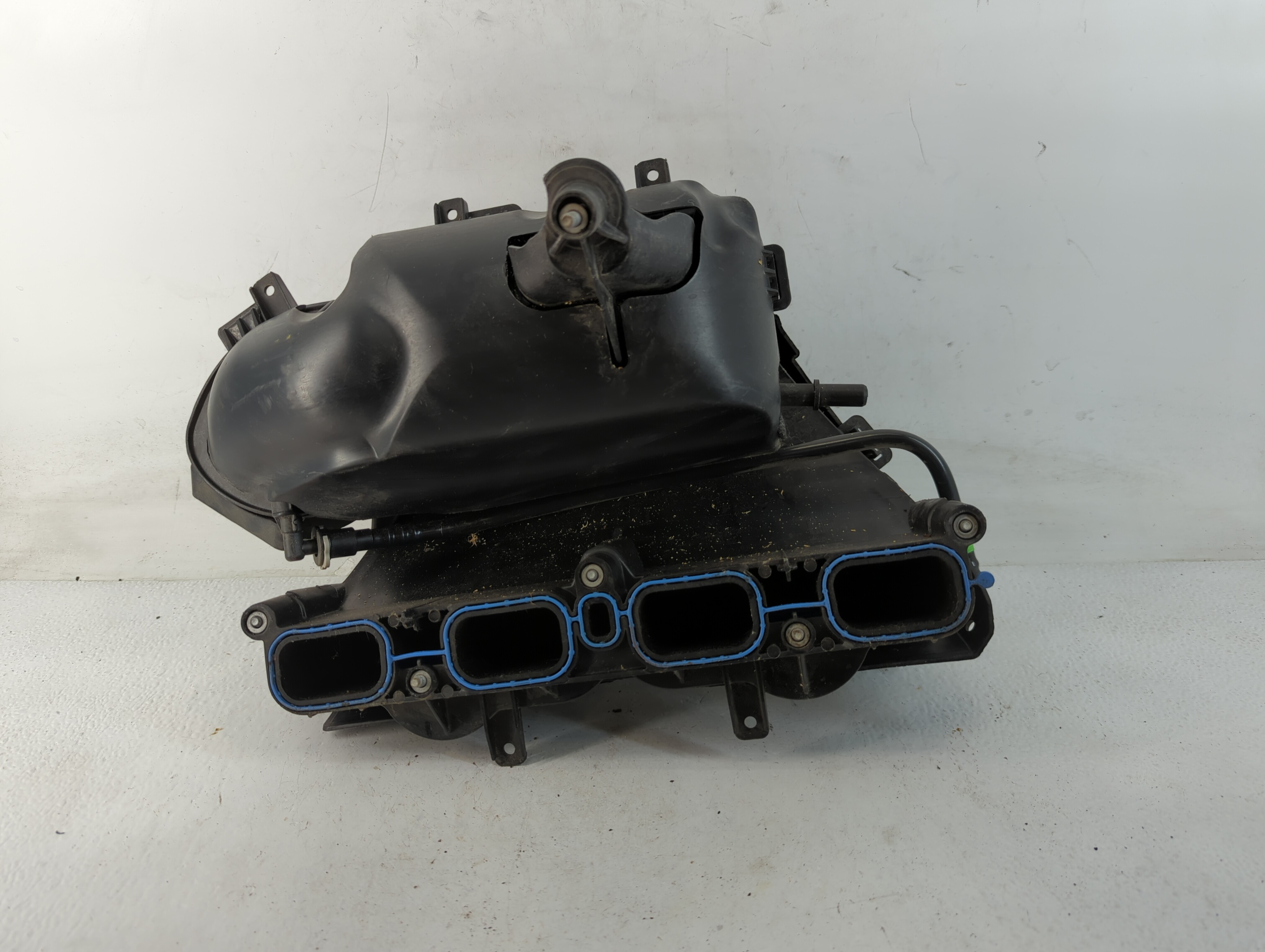 2014-2015 Chevrolet Malibu Air Intake Manifold 779421 - Oemusedautoparts1.com