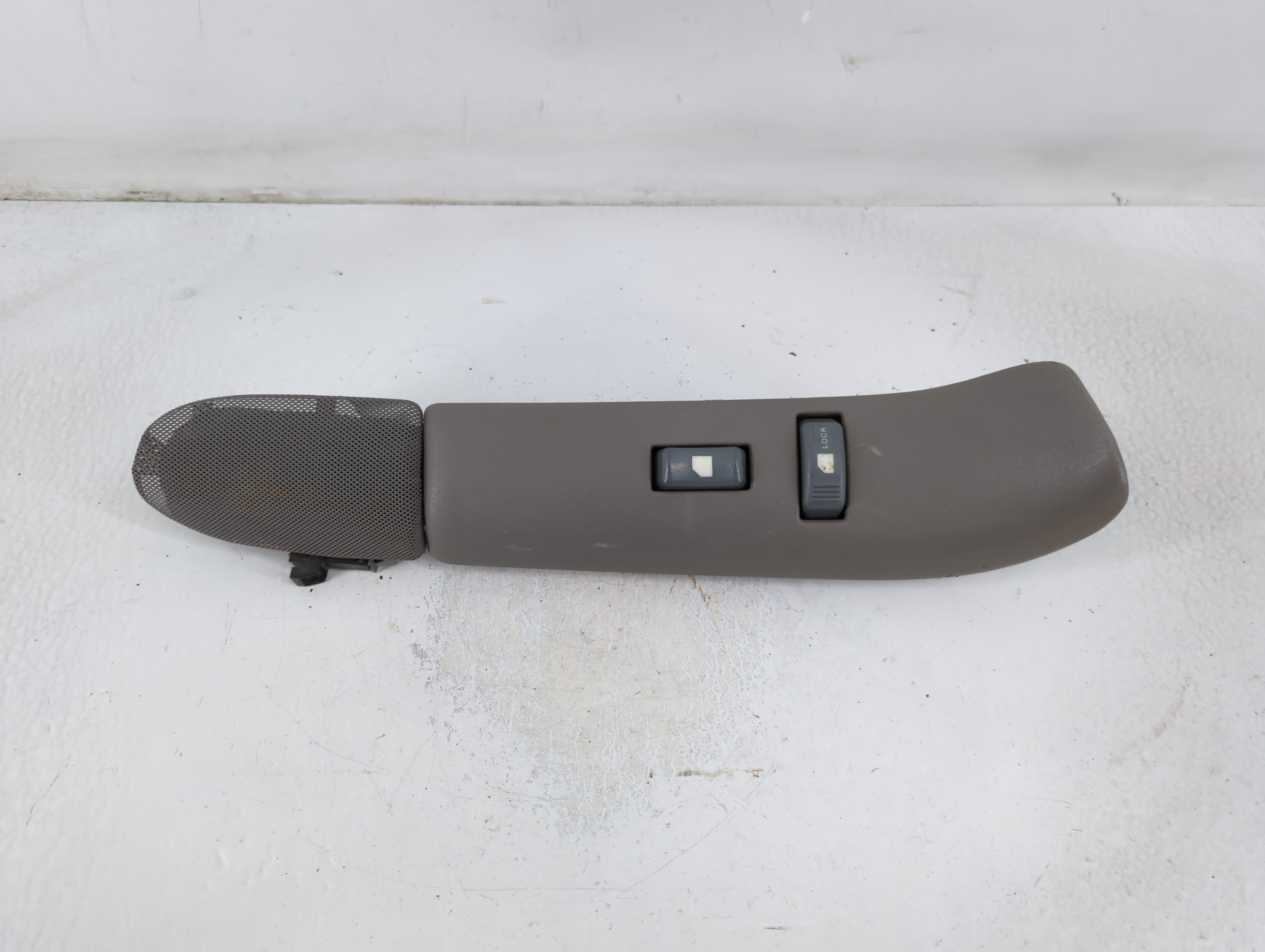 1999 Chevrolet Silverado 1500 Driver Left Door Master Power Window Switch 779449 - Oemusedautoparts1.com