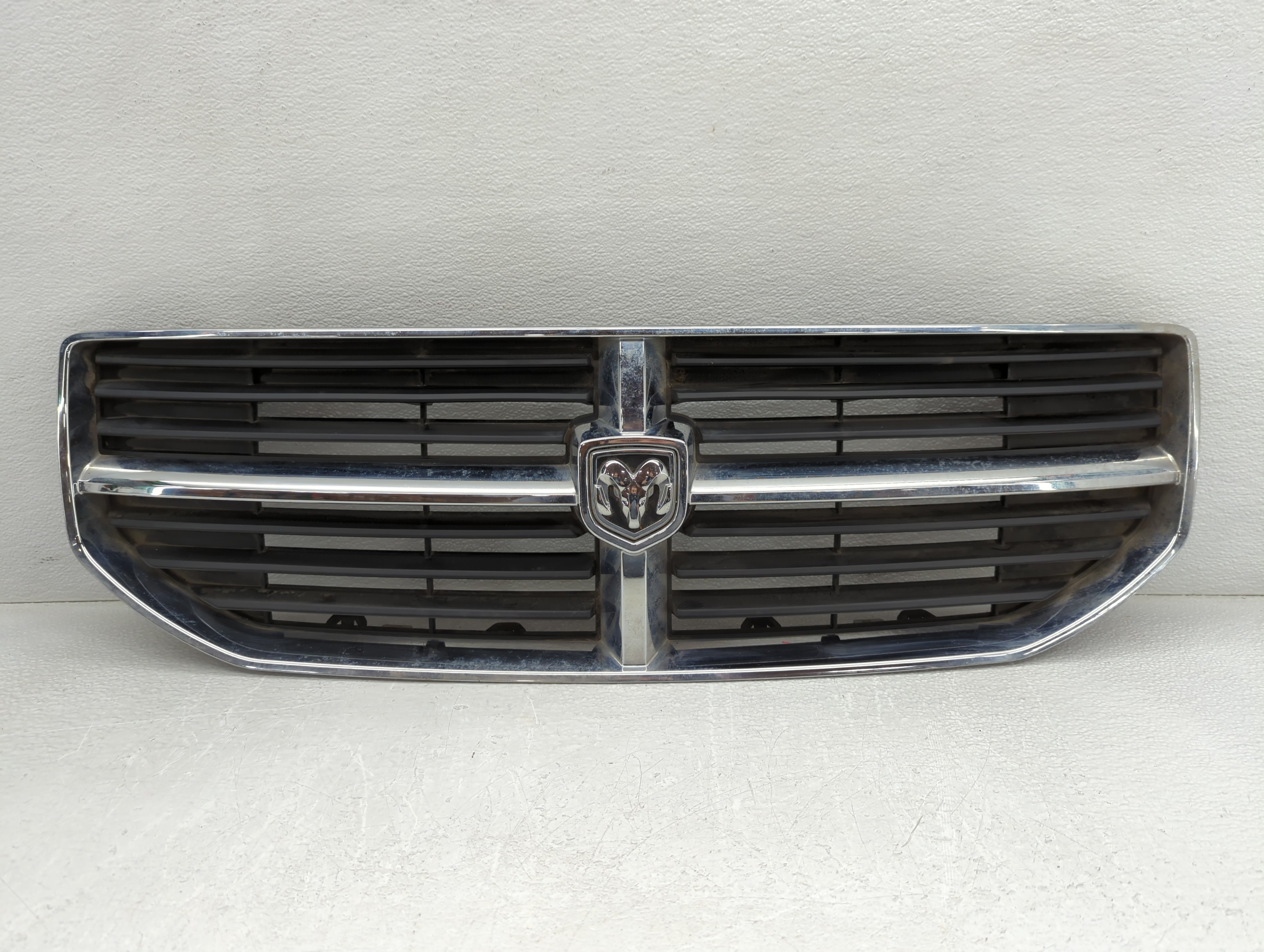 Picture of 2007-2010 Dodge Caliber Front Bumper Grille Cover 779516