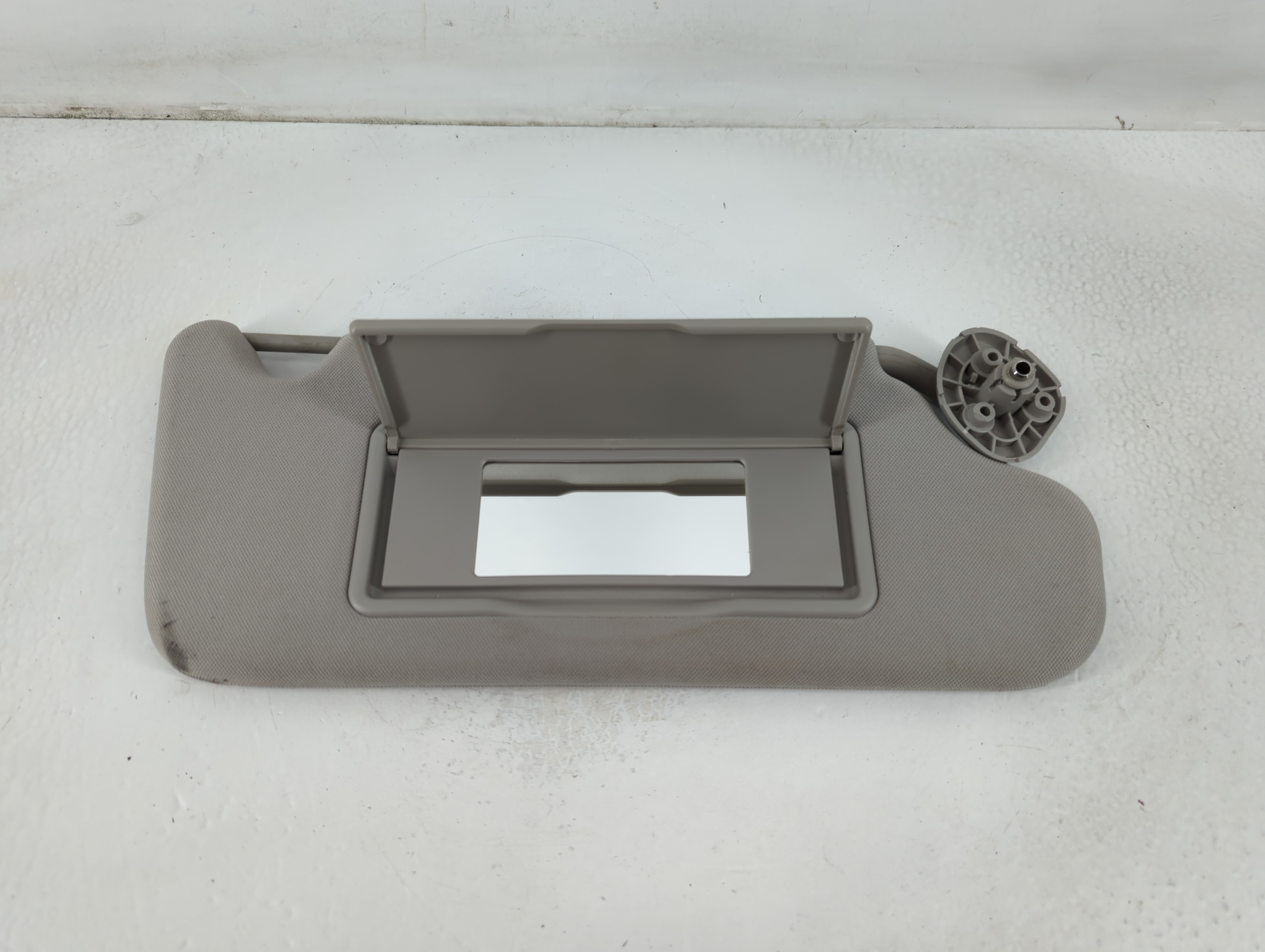 2006-2016 Chevrolet Impala Passenger Sun Visor Mirror Right Sunvisor Grey 779536 - Oemusedautoparts1.com
