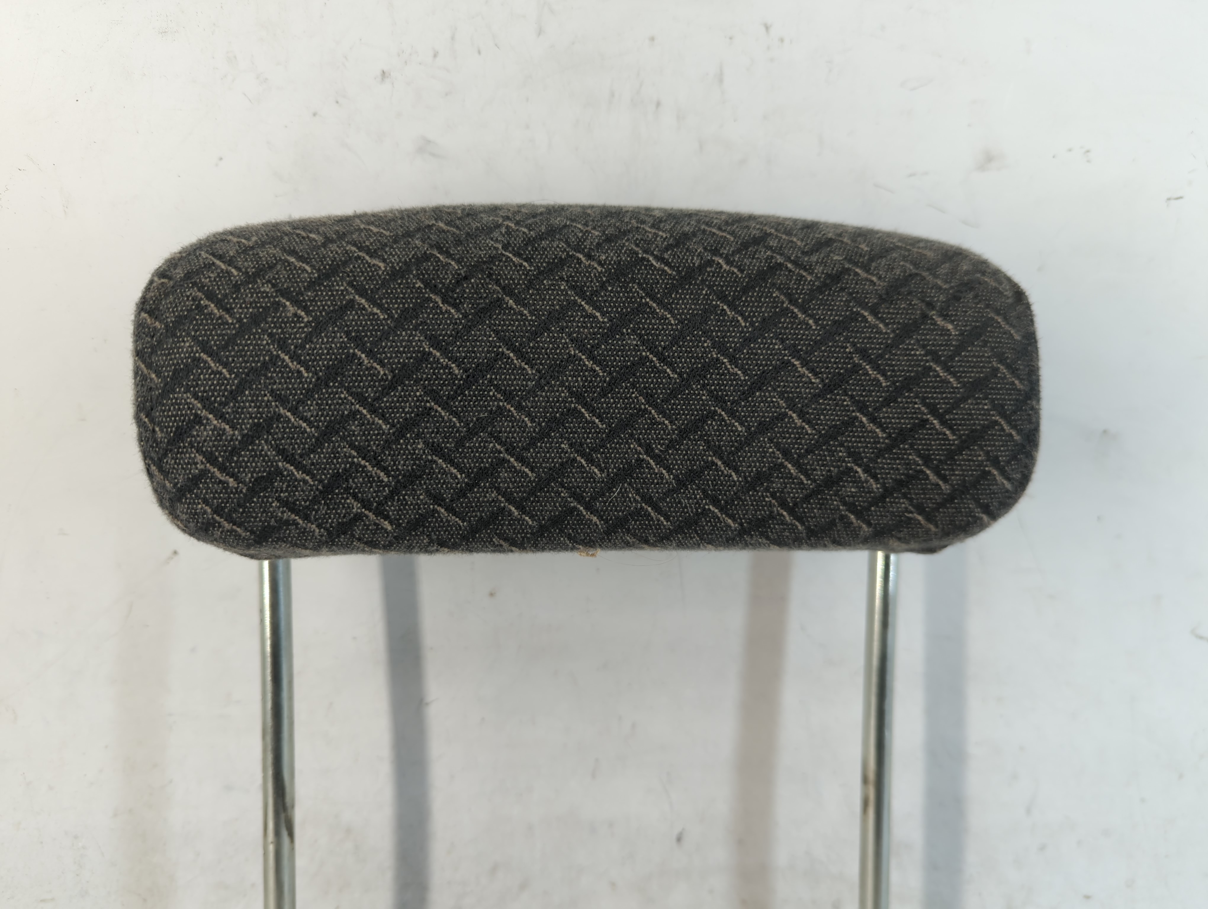 2003 Chevrolet Avalanche 1500 Headrest Head Rest Front Driver Passenger Seat 779569 - Oemusedautoparts1.com