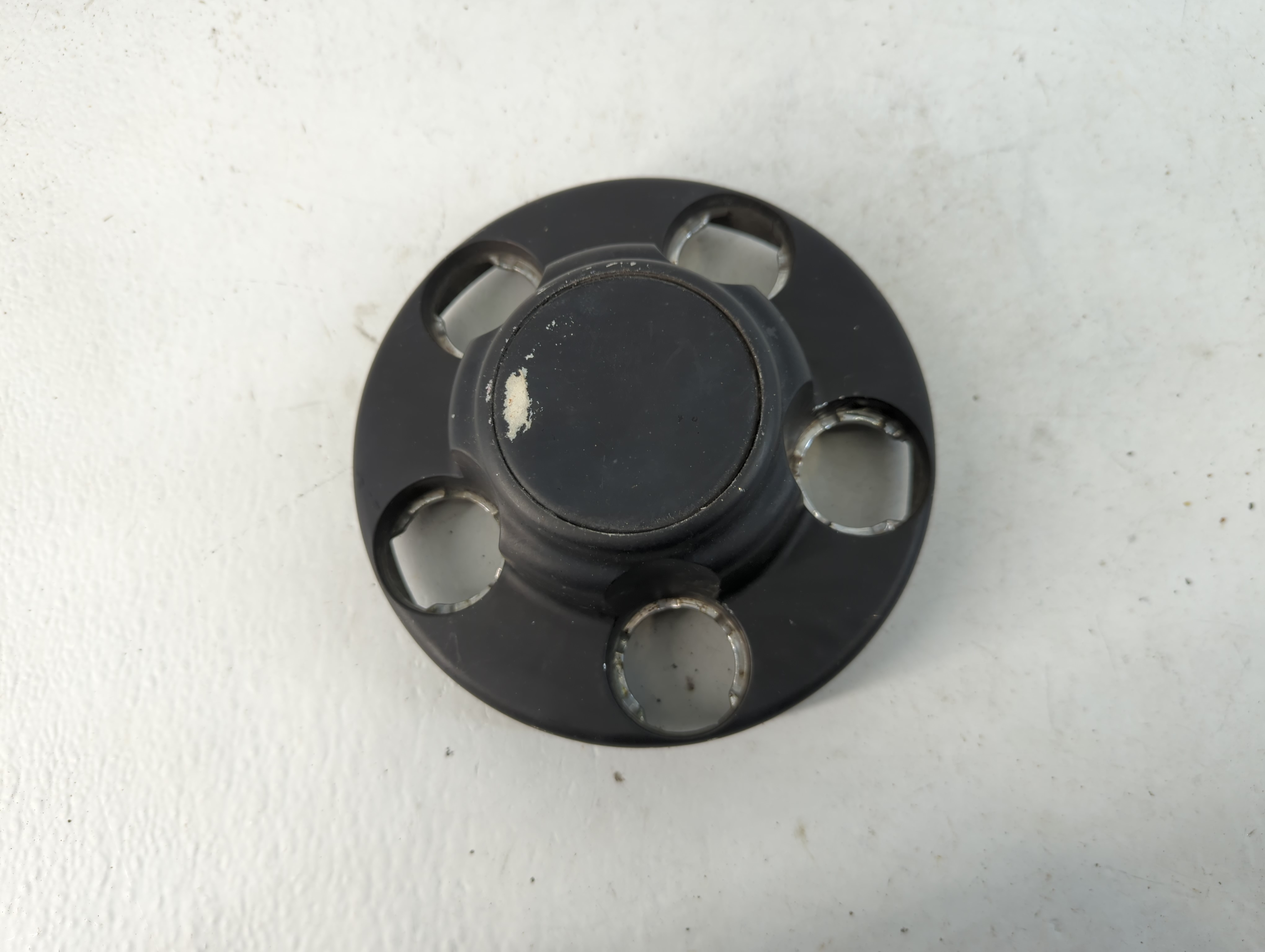 Picture of 1989 Chevrolet C1500 Center Cap Oem 779577