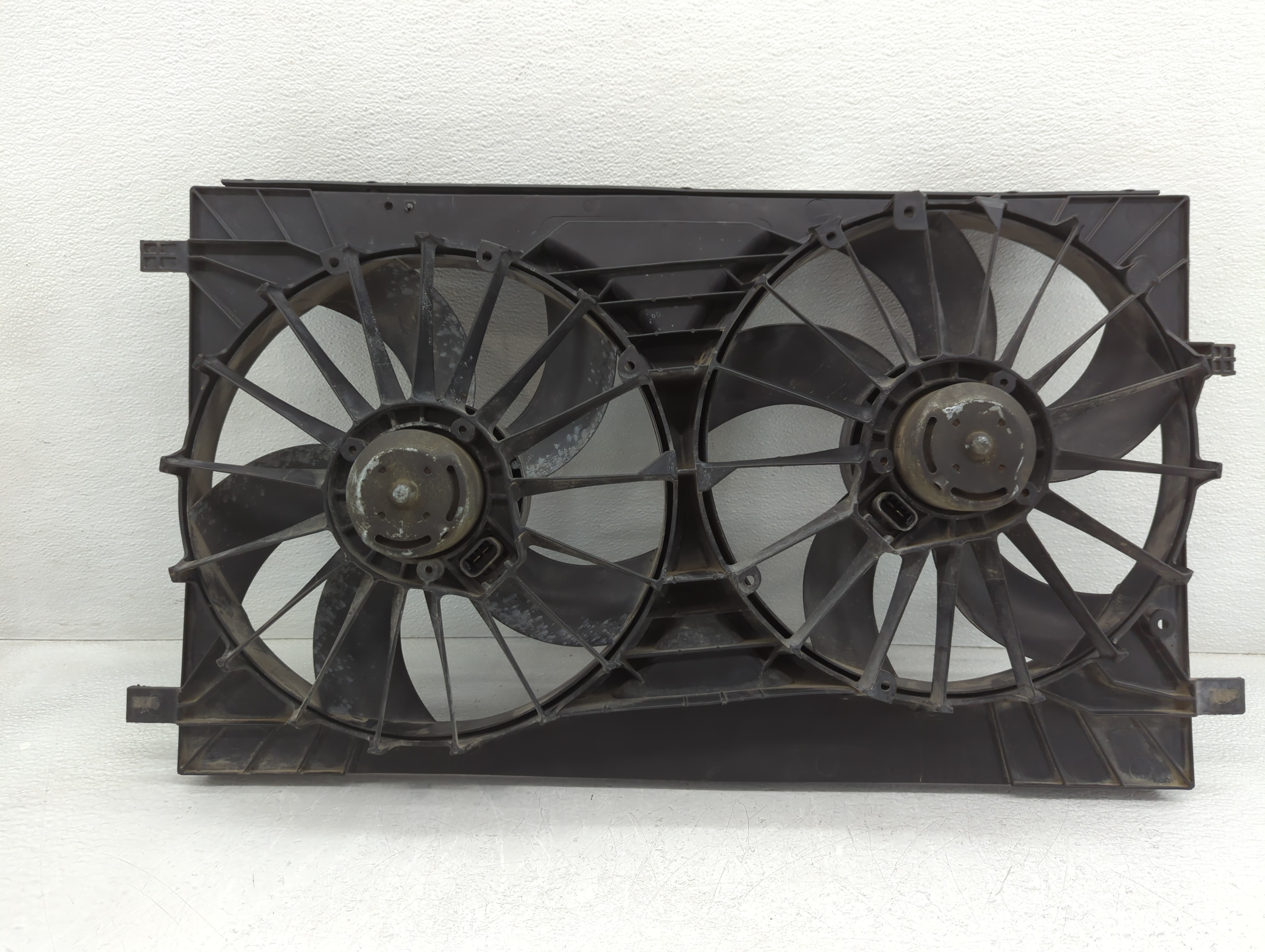 Picture of 2009-2016 Audi A4 Electric Radiator Cooling Fan Motor Assembly 779623