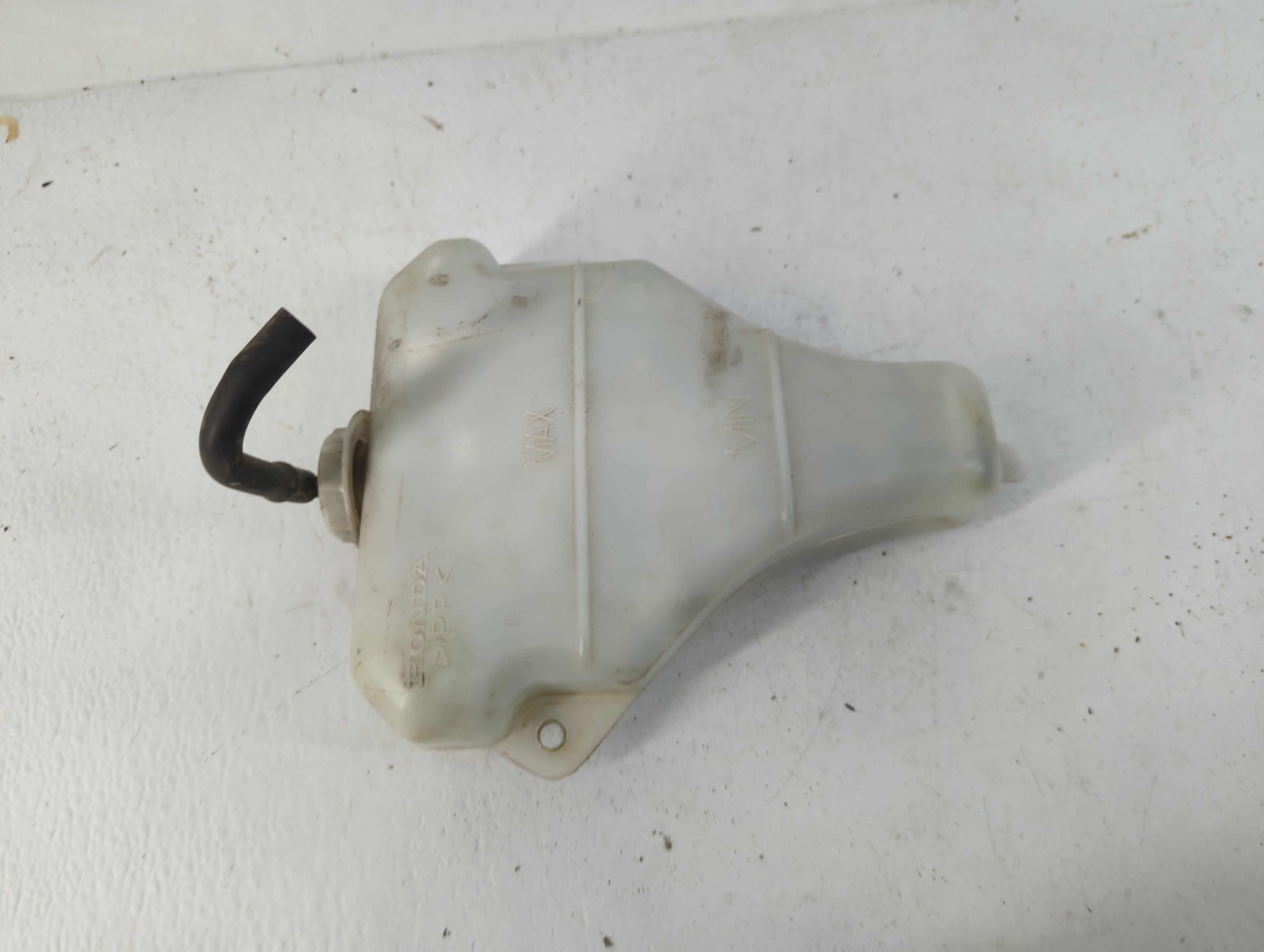 Picture of 2005-2007 Honda Accord Radiator Coolant Overflow Expansion Tank Bottle 779625