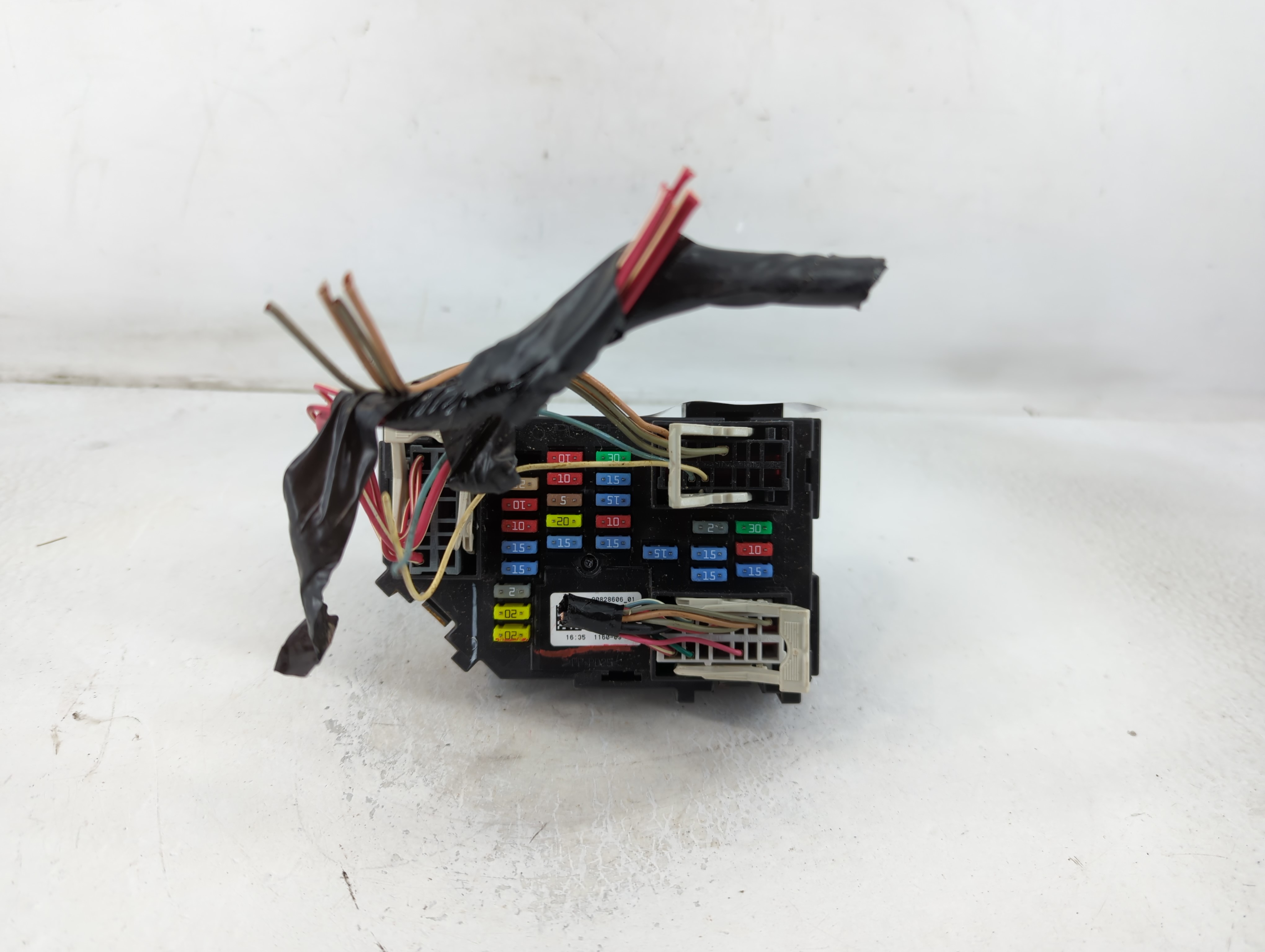 Chevrolet Avalanche 1500 Fusebox Fuse Box Relay Module Pp-pd25 779703 - Oemusedautoparts1.com