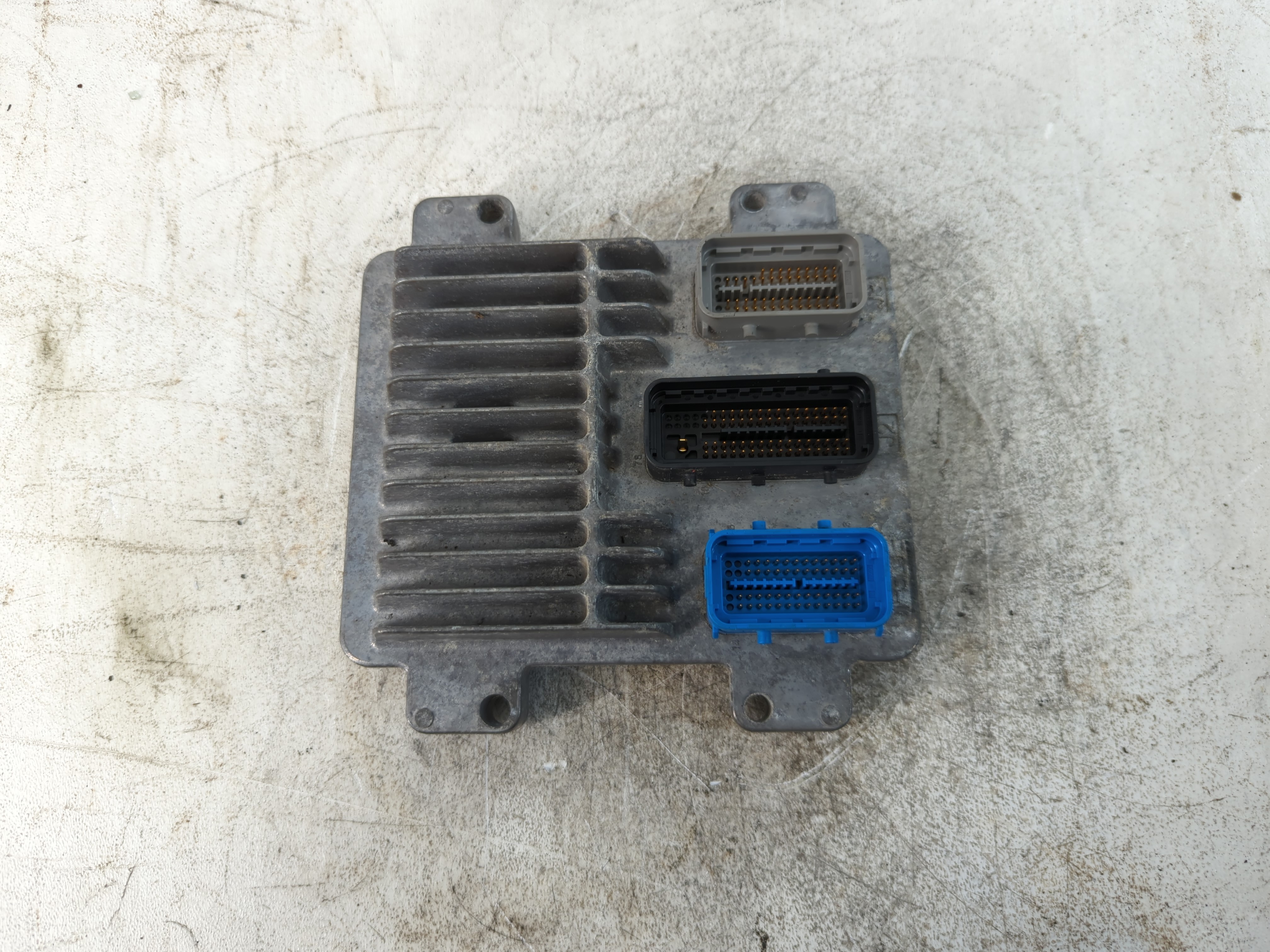2005-2005 Pontiac G6 Engine Control Computer Ecu Pcm Ecm Pcu Oem 12597838 779791 - Oemusedautoparts1.com
