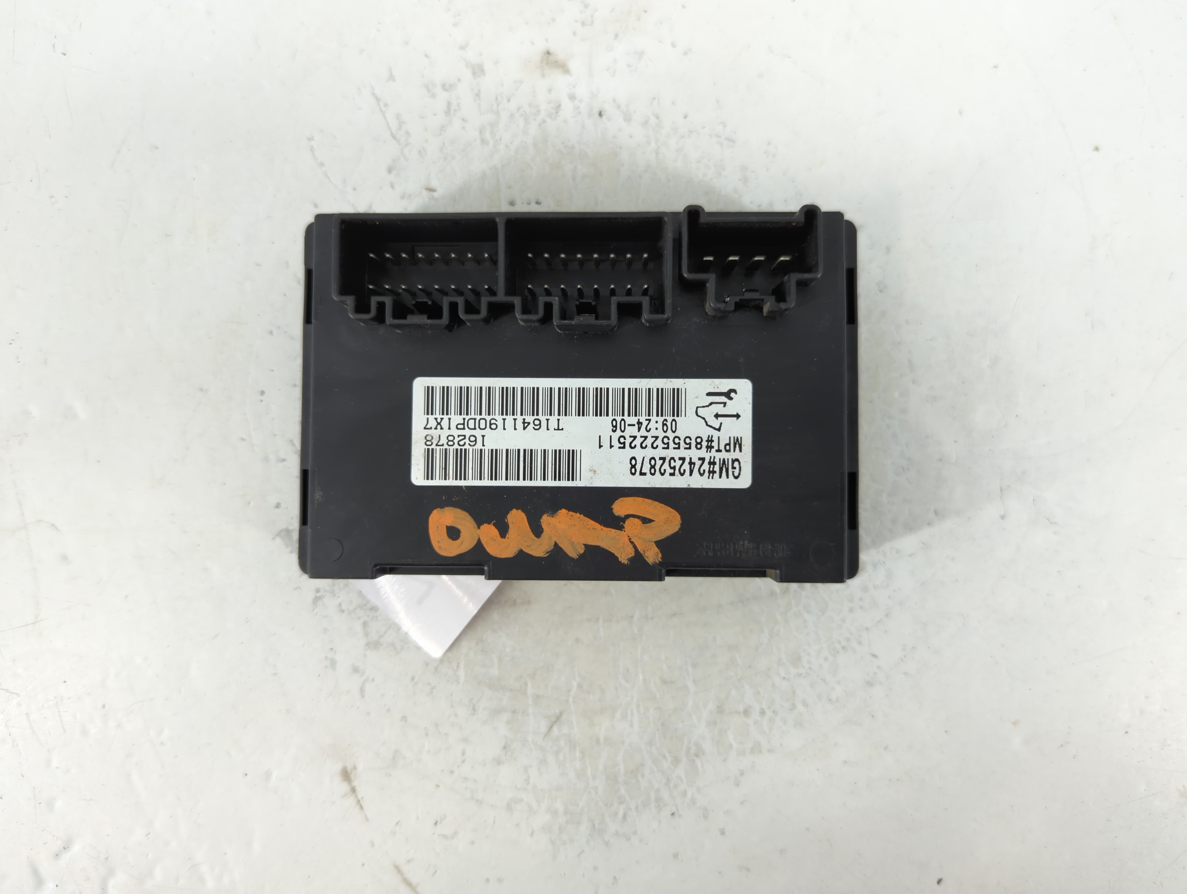 Picture of 2011 Gmc Sierra 1500 CASE CONTROL MODULE 779808