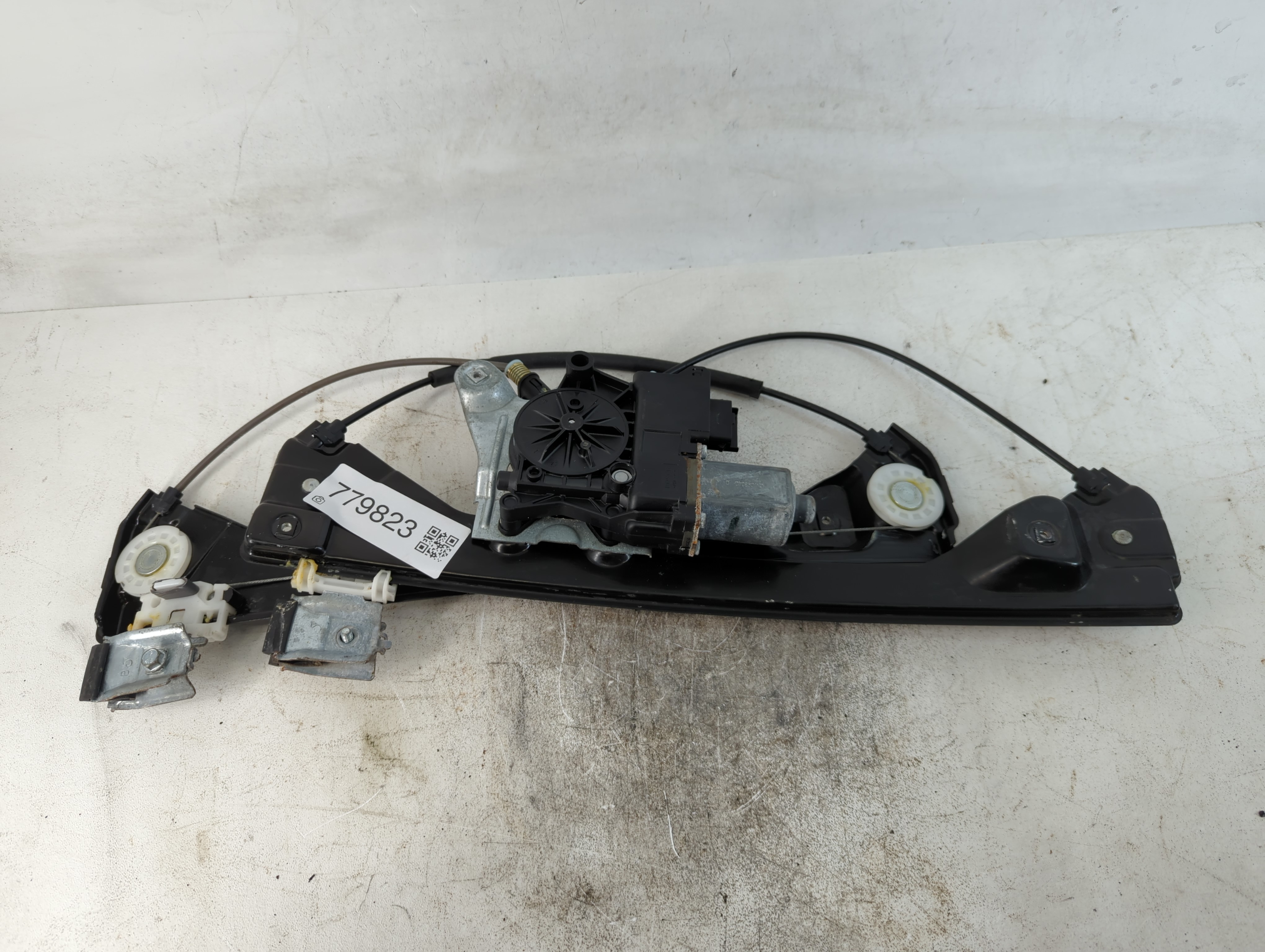 Picture of 2008-2014 Cadillac Cts Window Regulator Passenger Front 779823