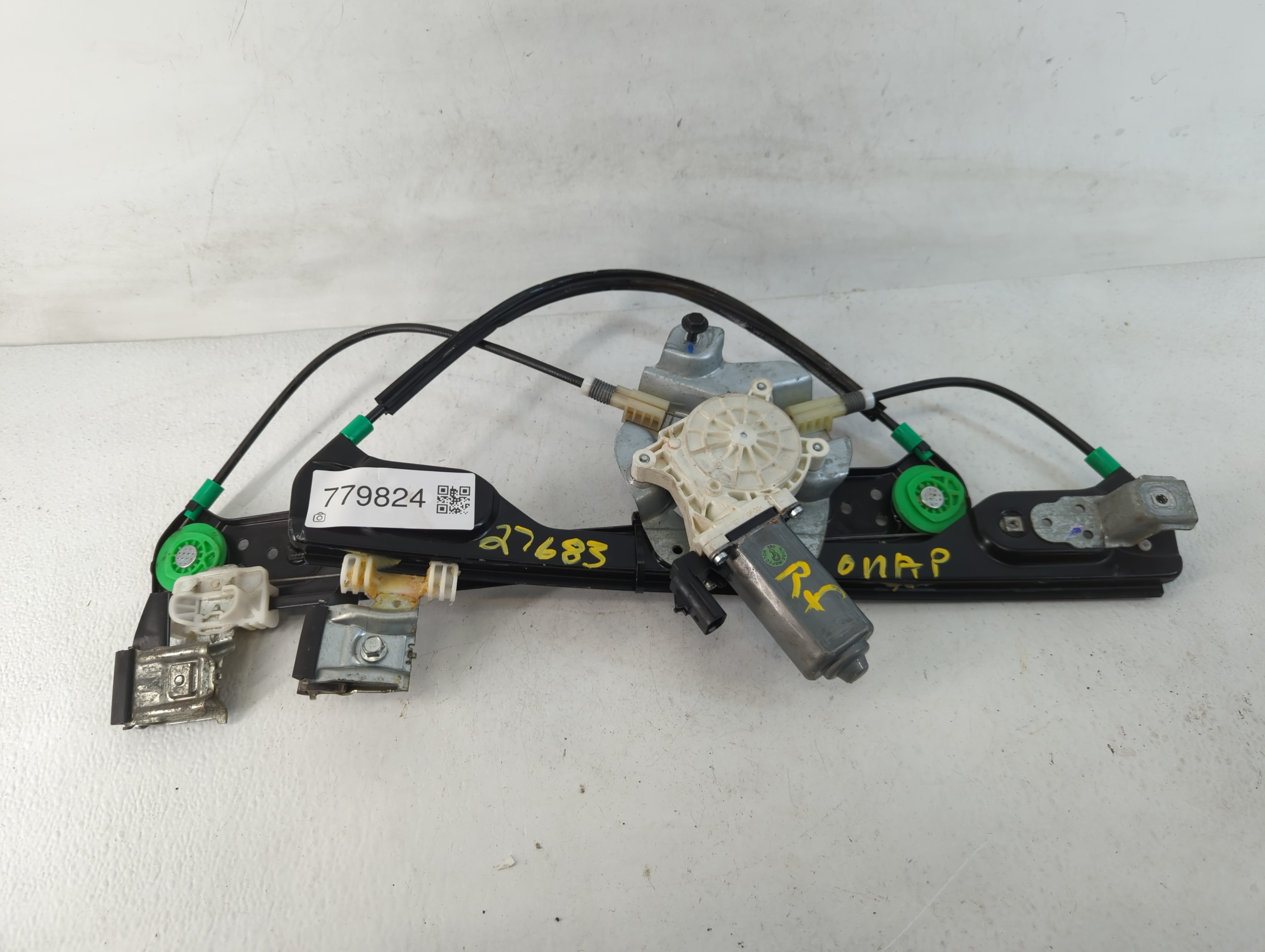 Chrysler Charge Window Regulator Passenger Front 779824 - Oemusedautoparts1.com