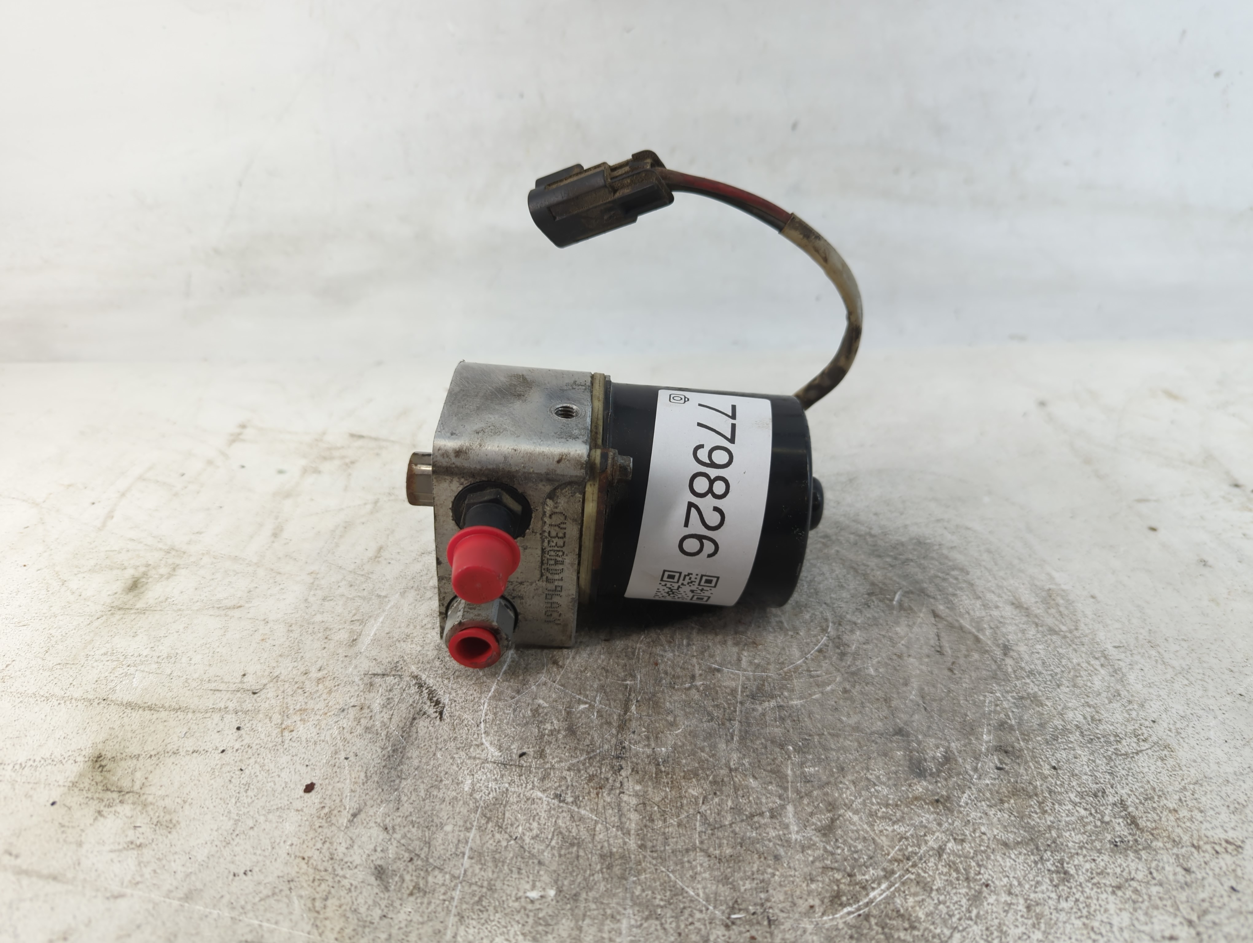 2003-2006 Chevrolet Suburban 1500 ABS Pre-Charge Pump 779826 - Oemusedautoparts1.com