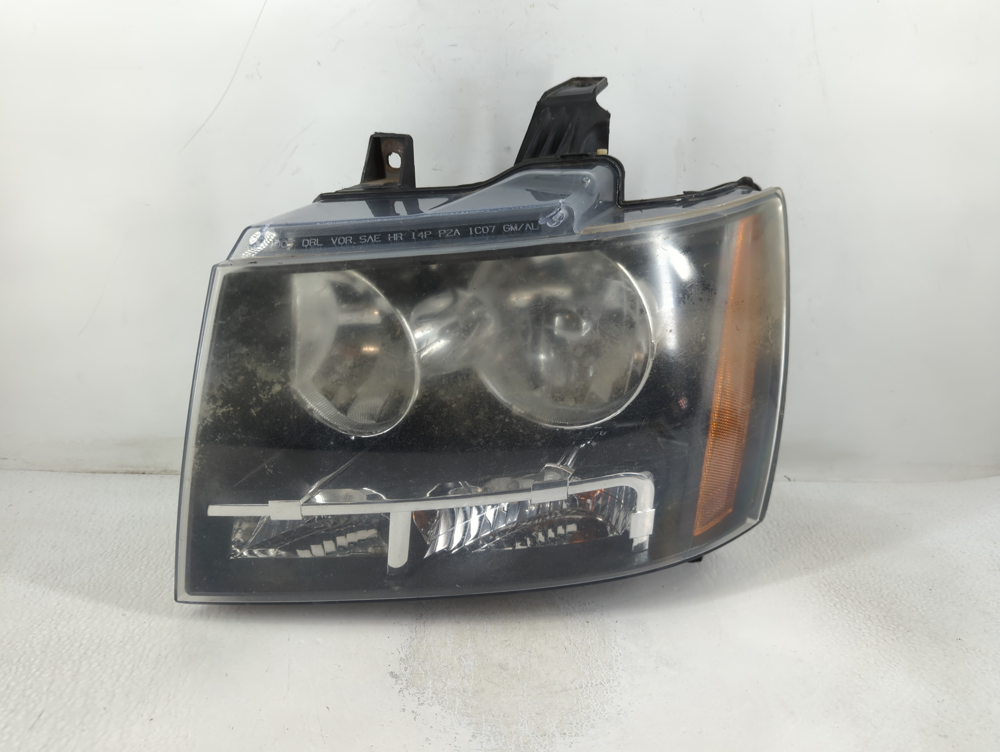 2007 Chevrolet Suburban 1500 Driver Left Oem Head Light Headlight Lamp 779877 - Oemusedautoparts1.com