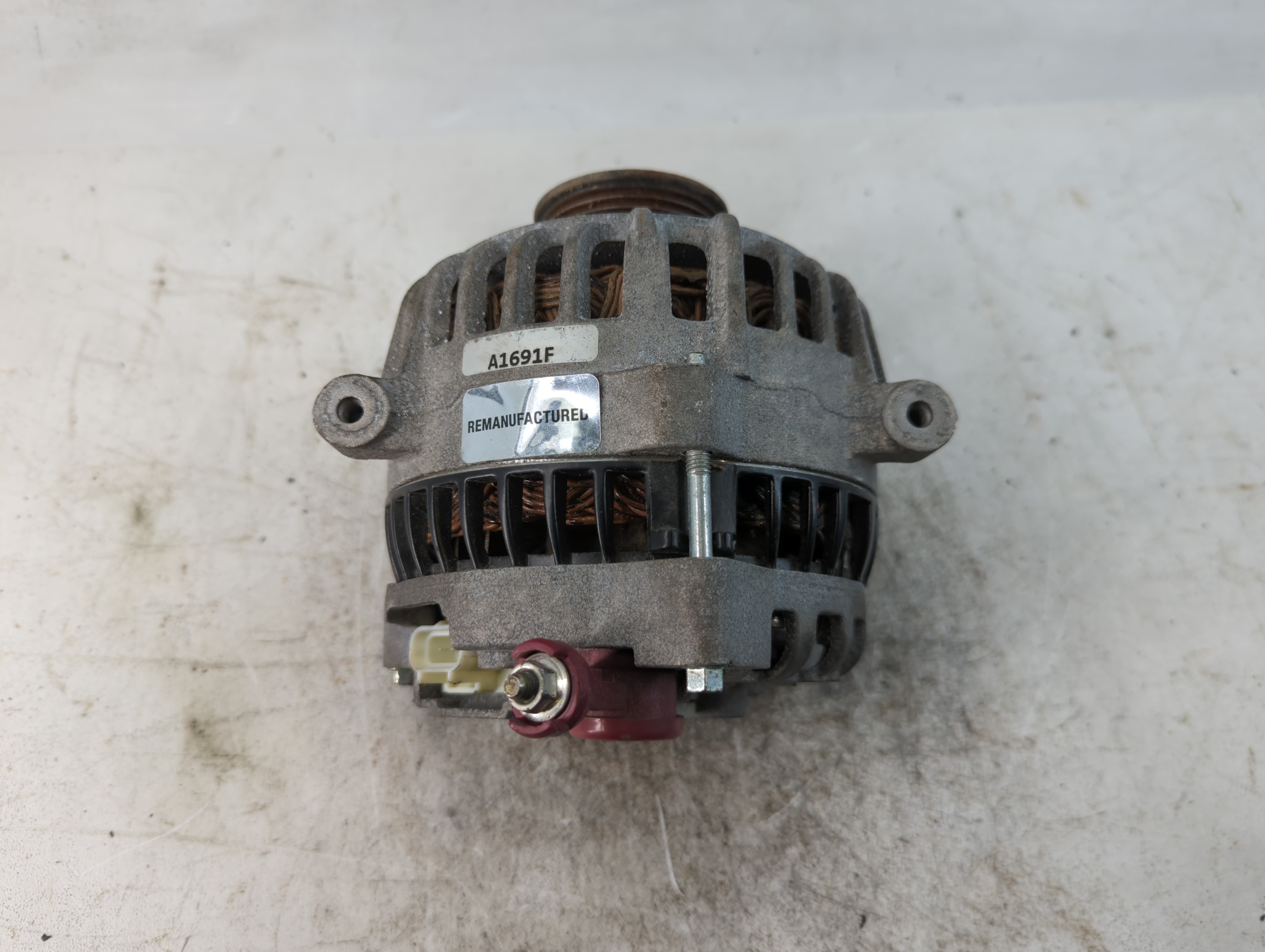 2003 Lincoln Town Car Alternator Generator Charging Assembly Engine Oem 779921 - Oemusedautoparts1.com