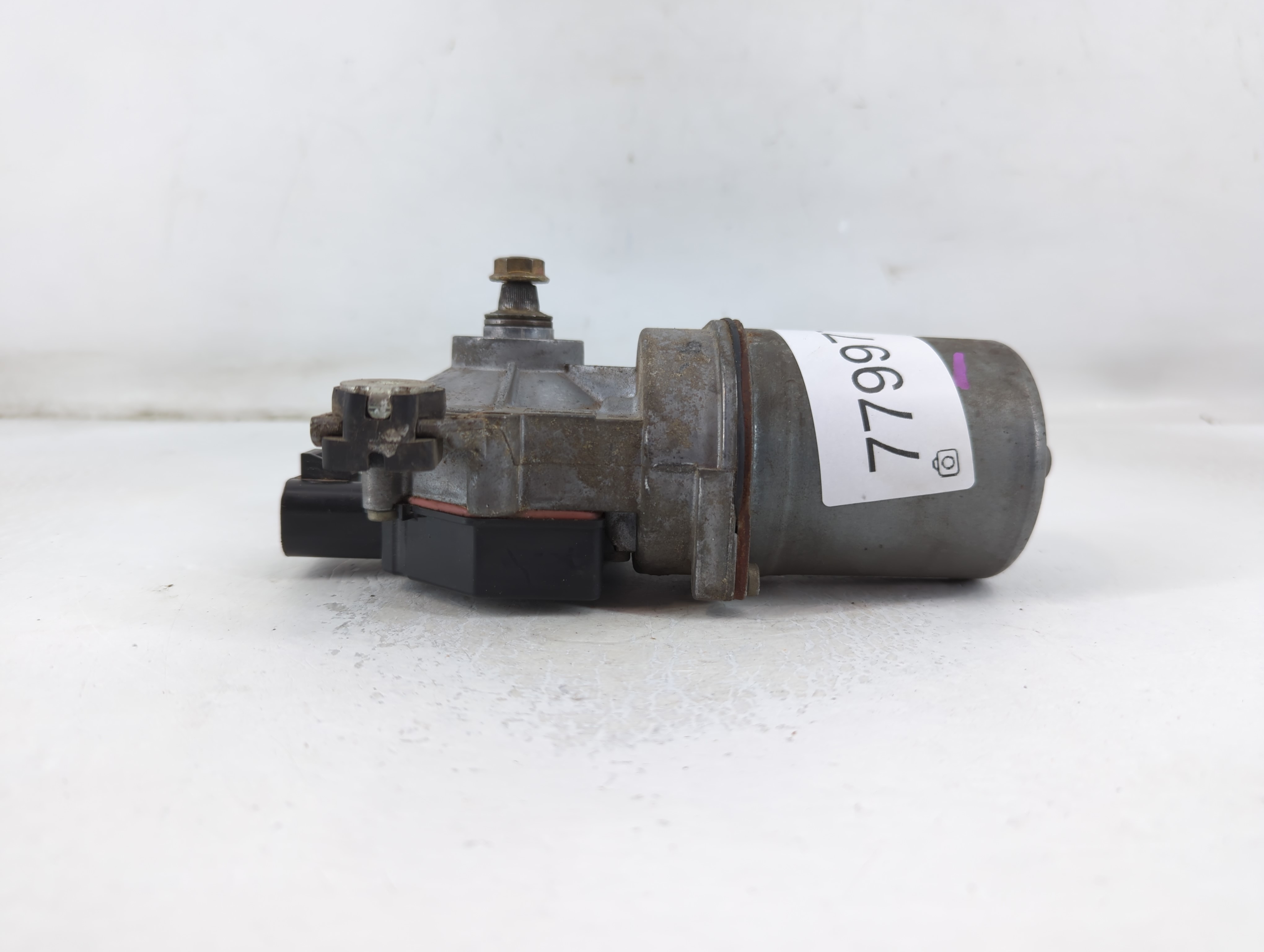 2005-2007 Chevrolet Silverado 1500 Front Windshield Wiper Motor 779977 - Oemusedautoparts1.com