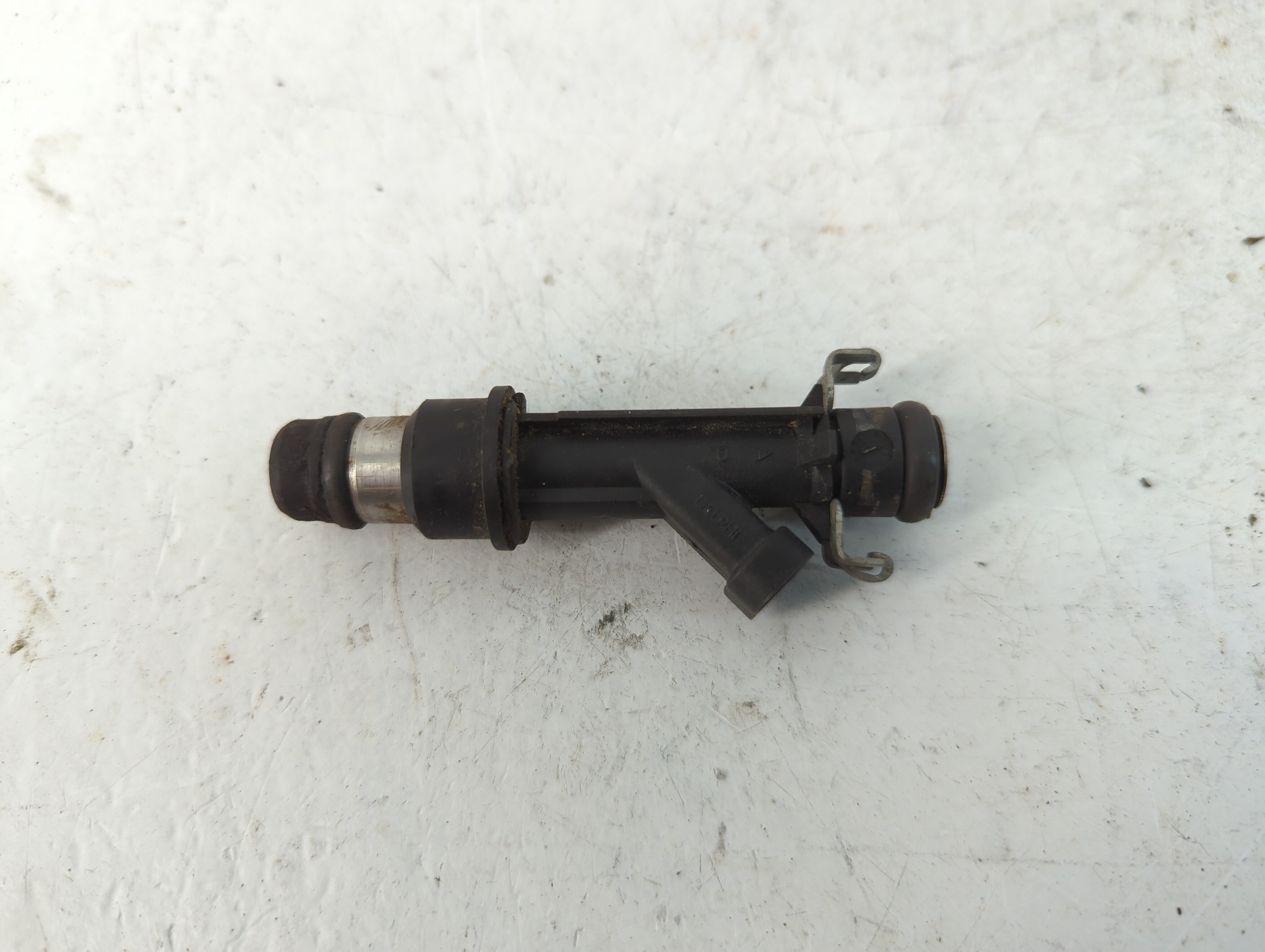 Picture of 2002 Chevrolet Impala FUEL INJECTOR 779988