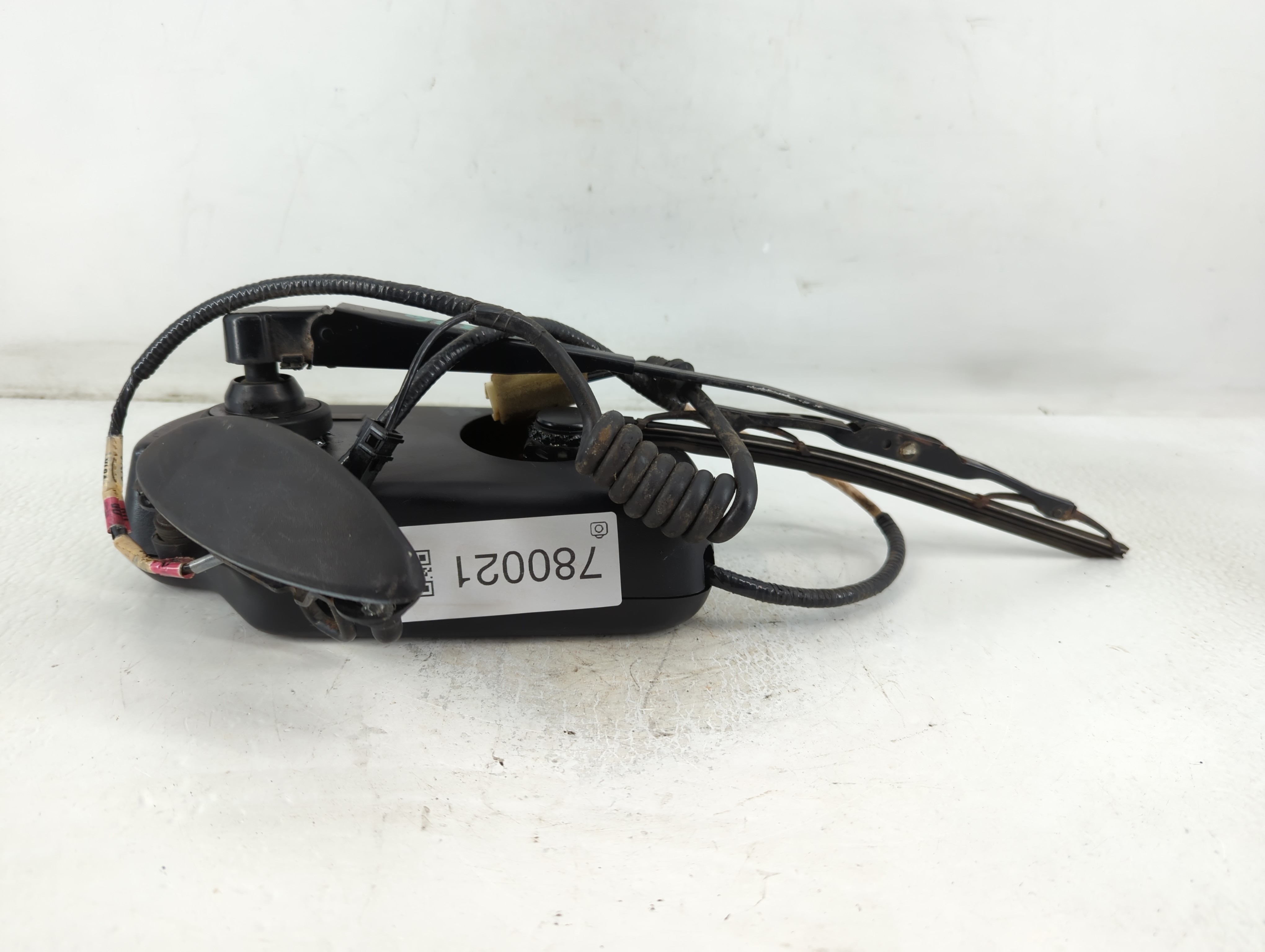 1998 Chevrolet S10 Blazer Rear Windshield Wiper Motor Oem 780021 - Oemusedautoparts1.com