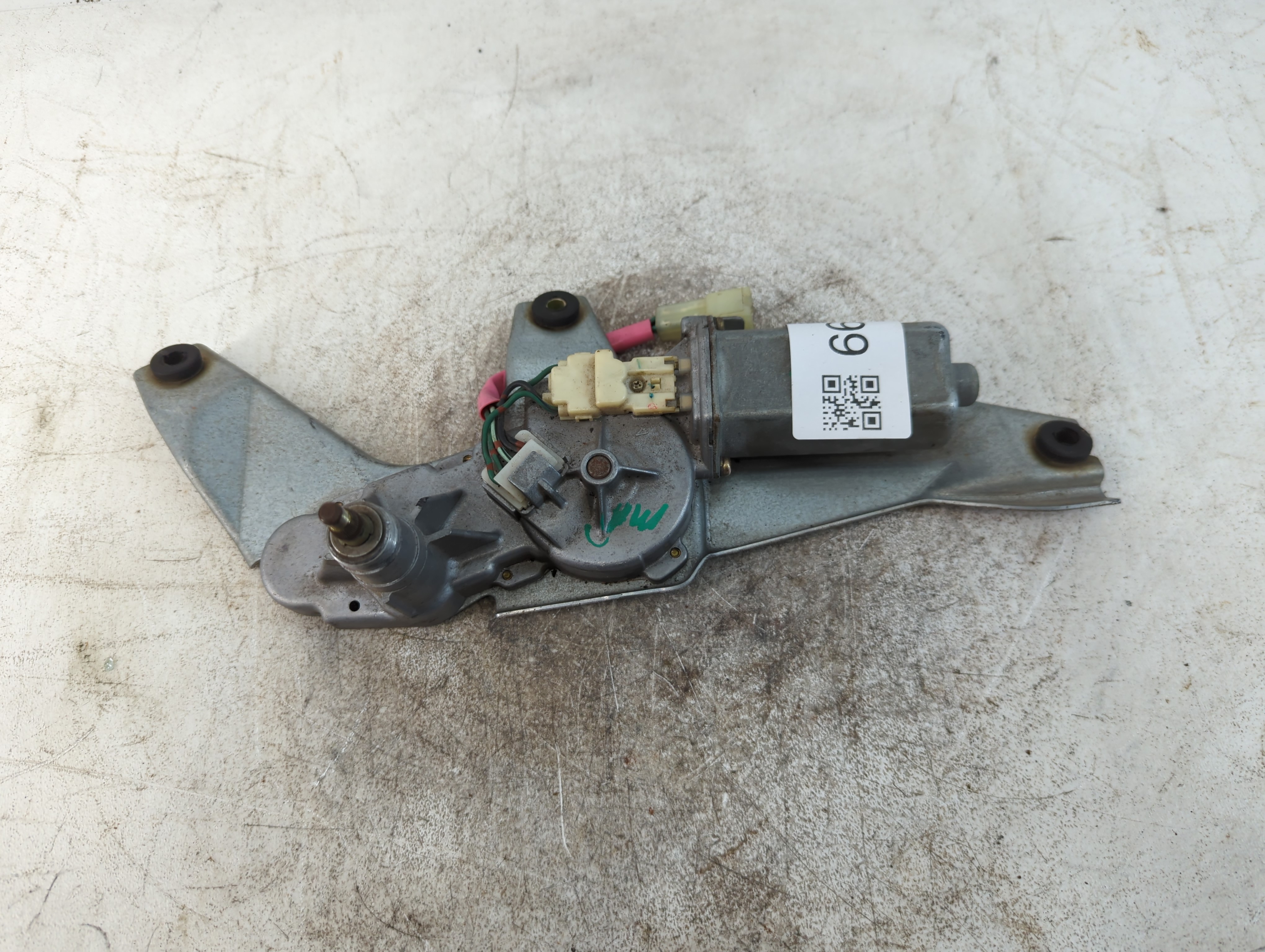 2004 Honda Pilot Rear Windshield Wiper Motor Oem 780099 - Oemusedautoparts1.com