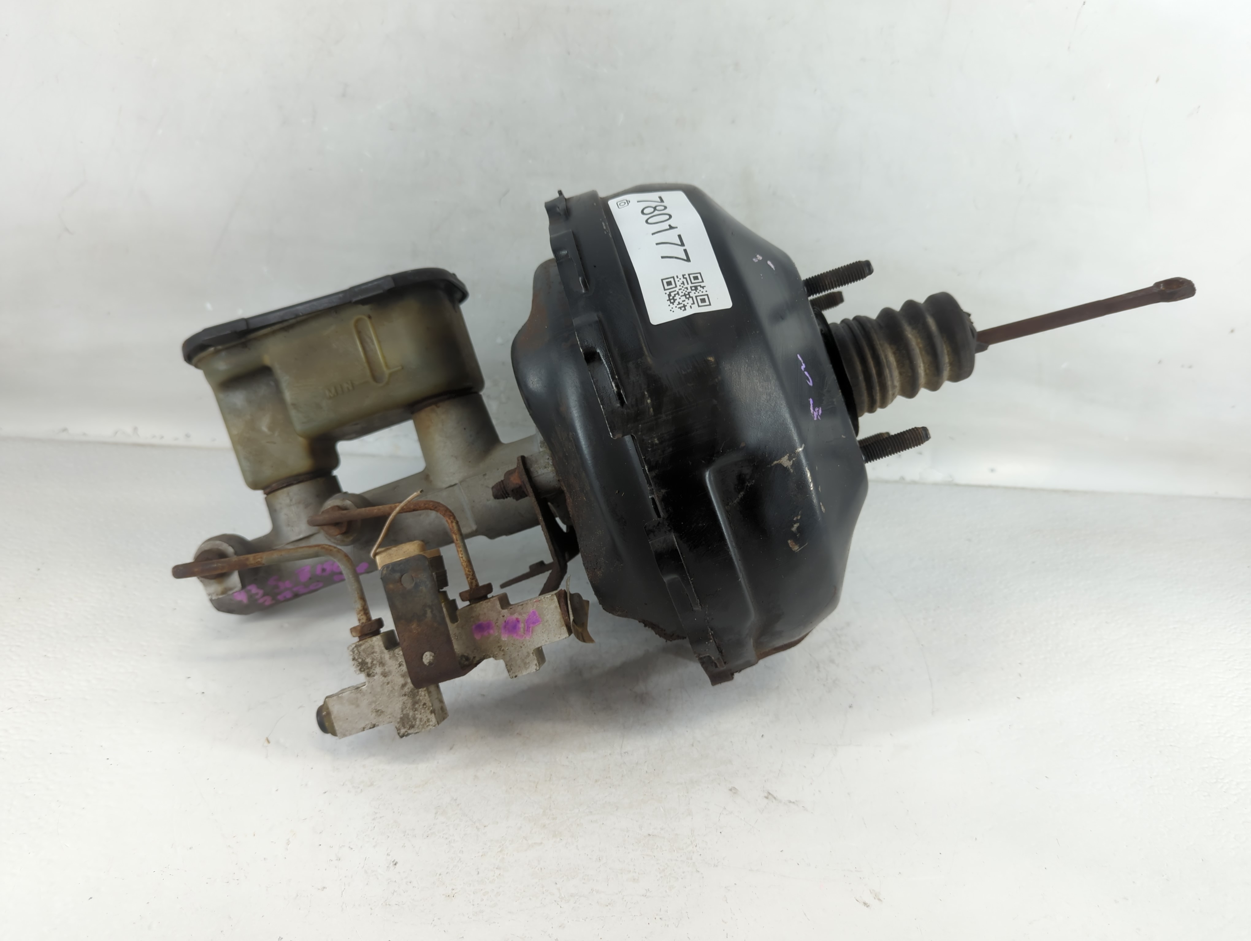 Picture of 1994-1996 Dodge Ram 1500 Brake Master Cylinder 780177