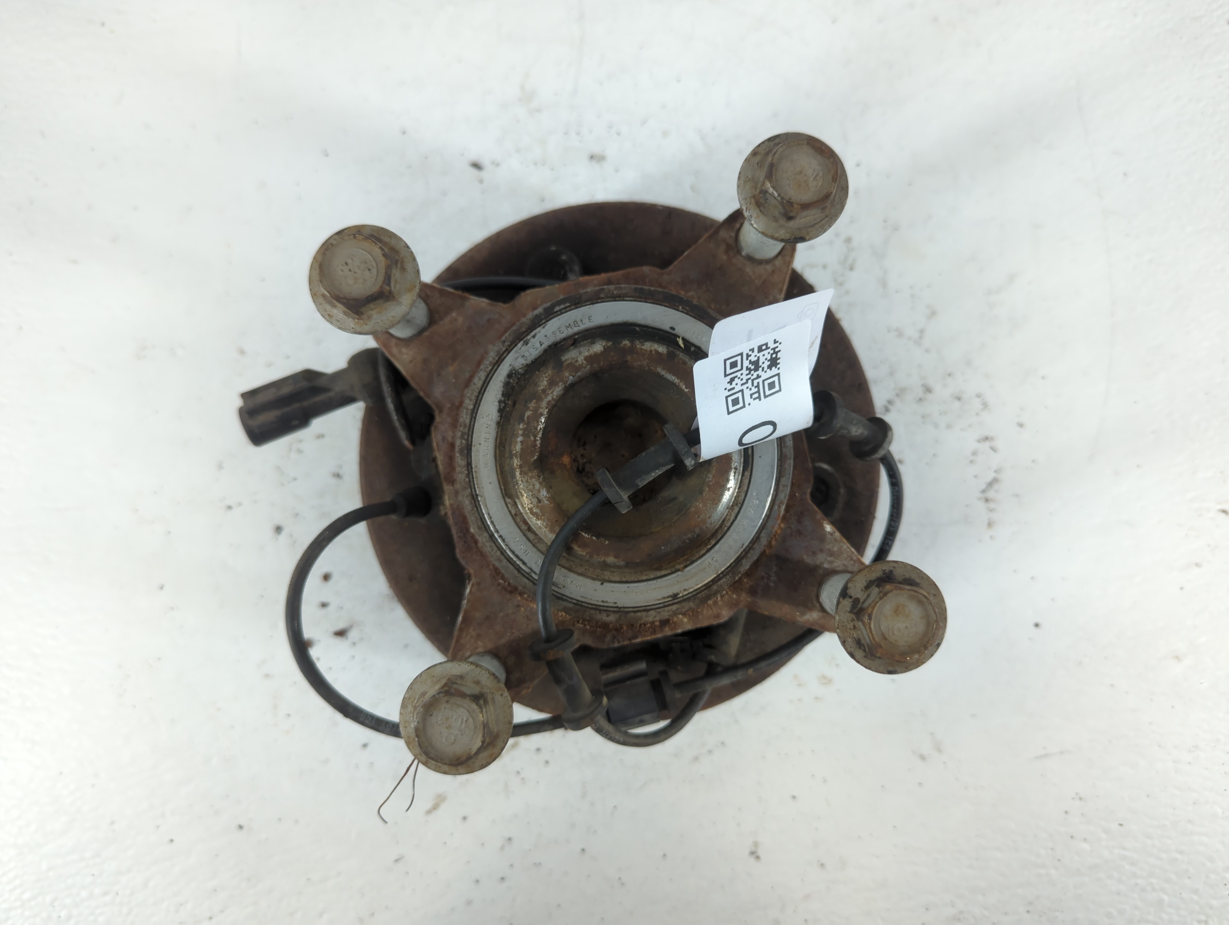 2004 Ford Expedition Driver Front Wheel Hub Oem 780180 - Oemusedautoparts1.com
