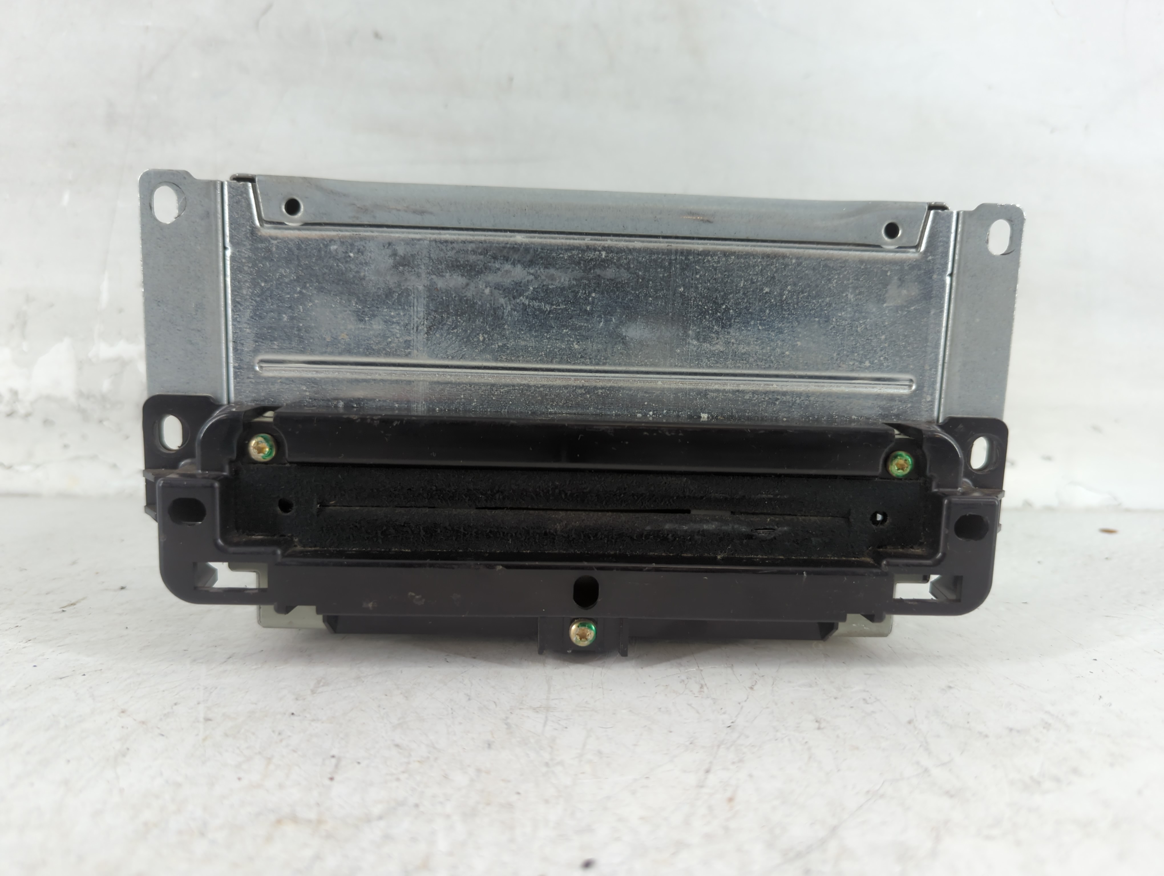 Picture of 2013-2014 Dodge Charger Am Fm Cd Player Radio Receiver 780253