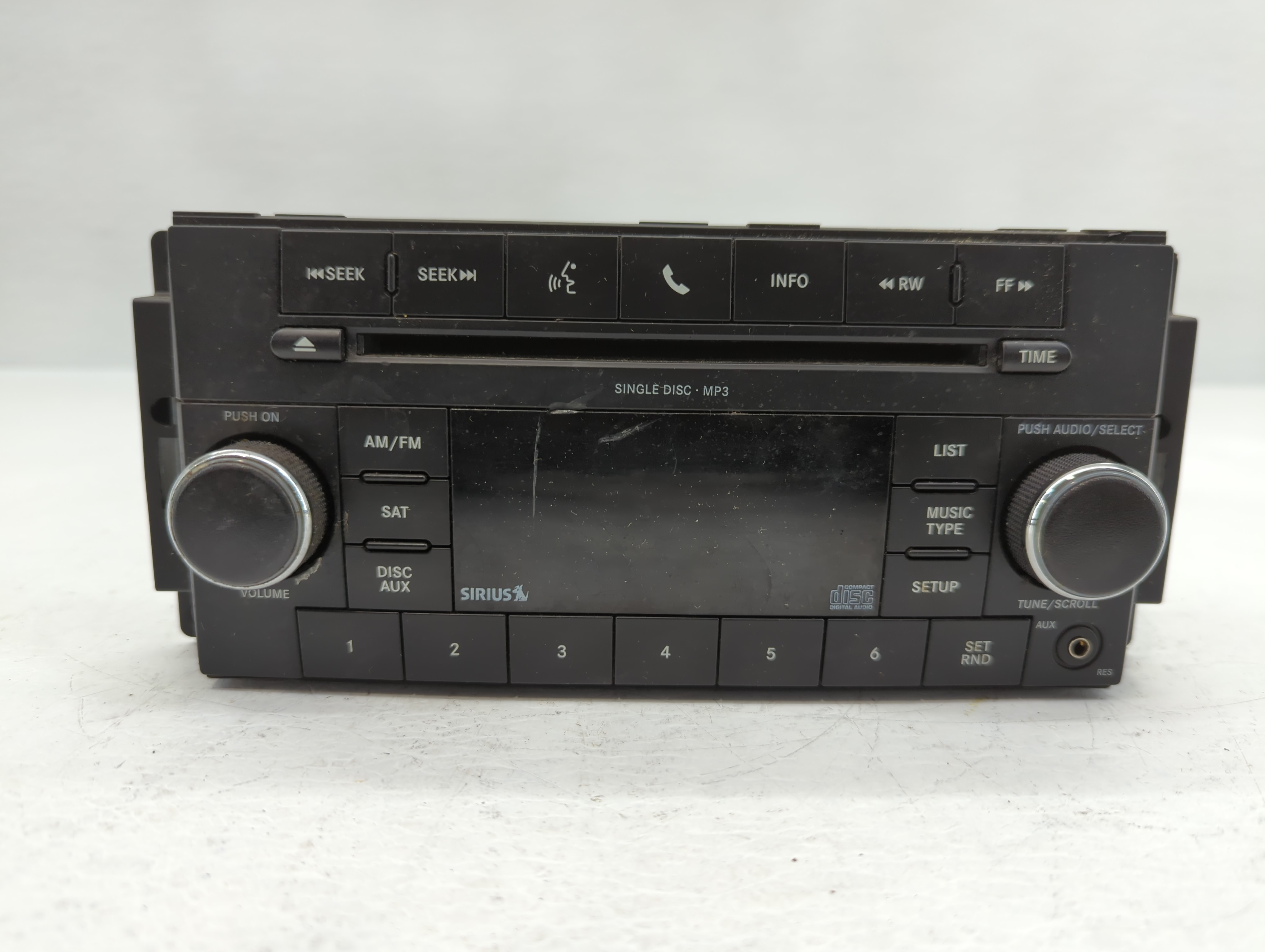Picture of 2008-2011 Dodge Nitro Am Fm Cd Player Radio Receiver 780297
