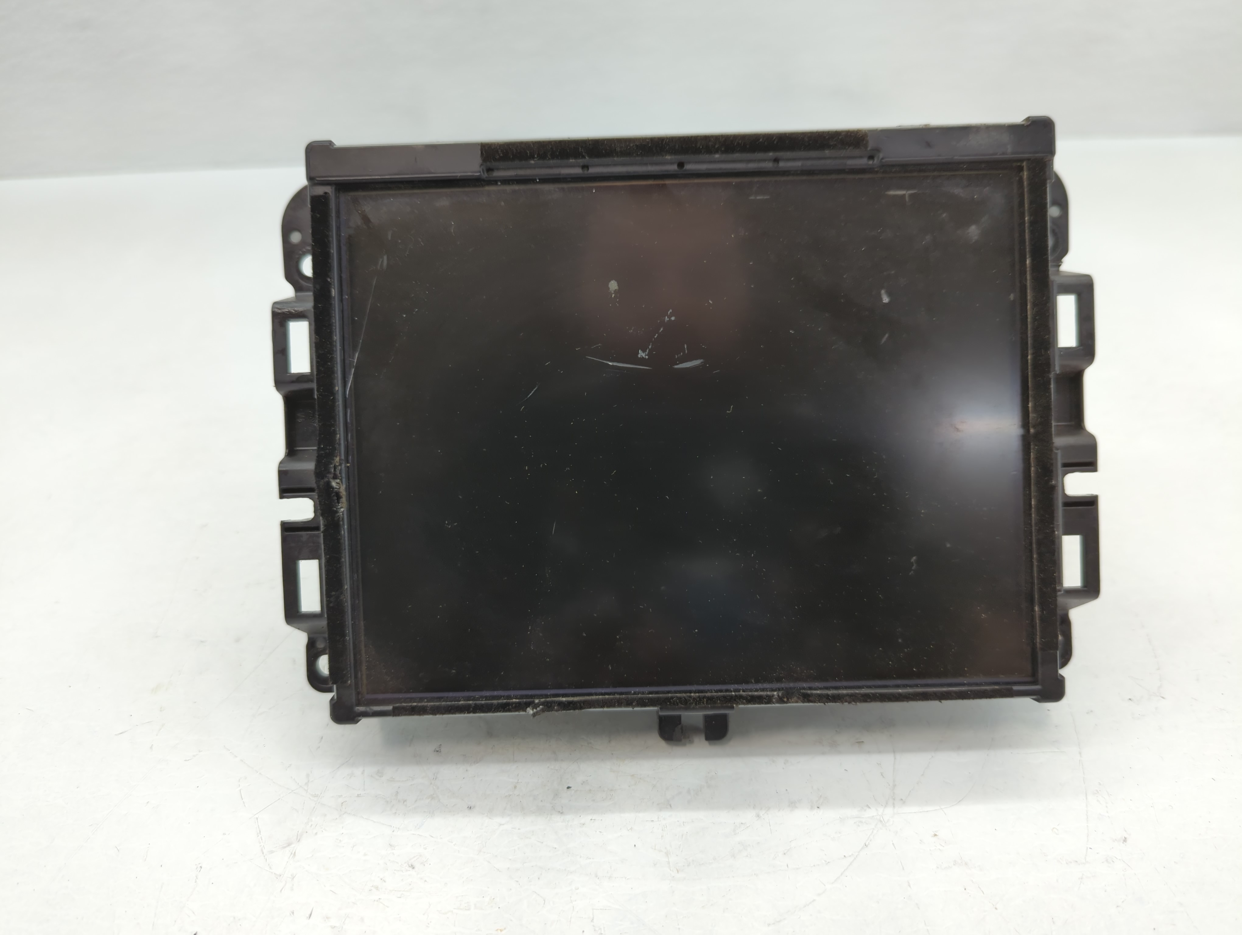 Picture of Dodge Ram 1500 Am Fm Cd Player Radio Receiver 780337