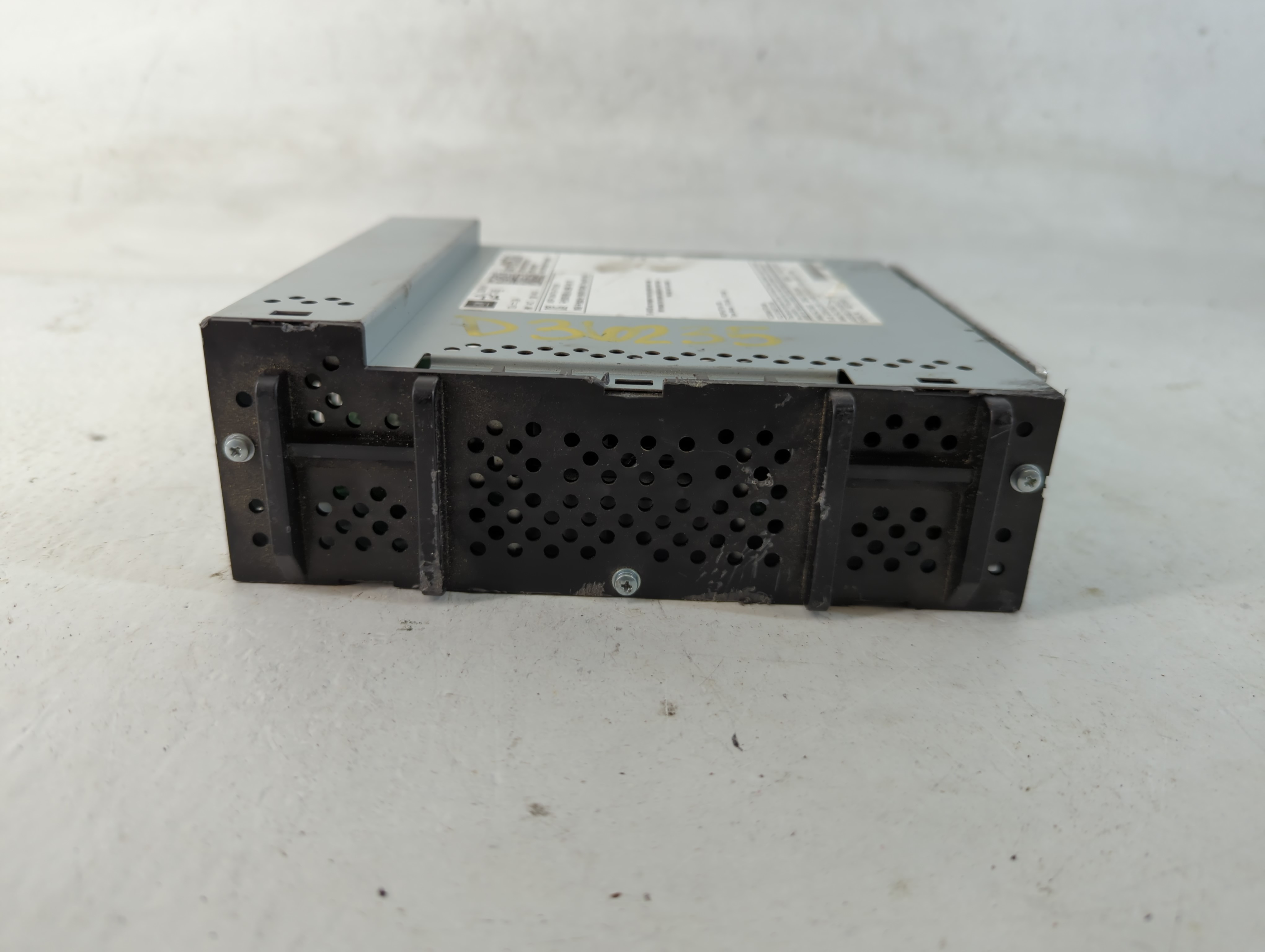 Gmc Terrain Am Fm Cd Player Radio Receiver 780379 - Oemusedautoparts1.com