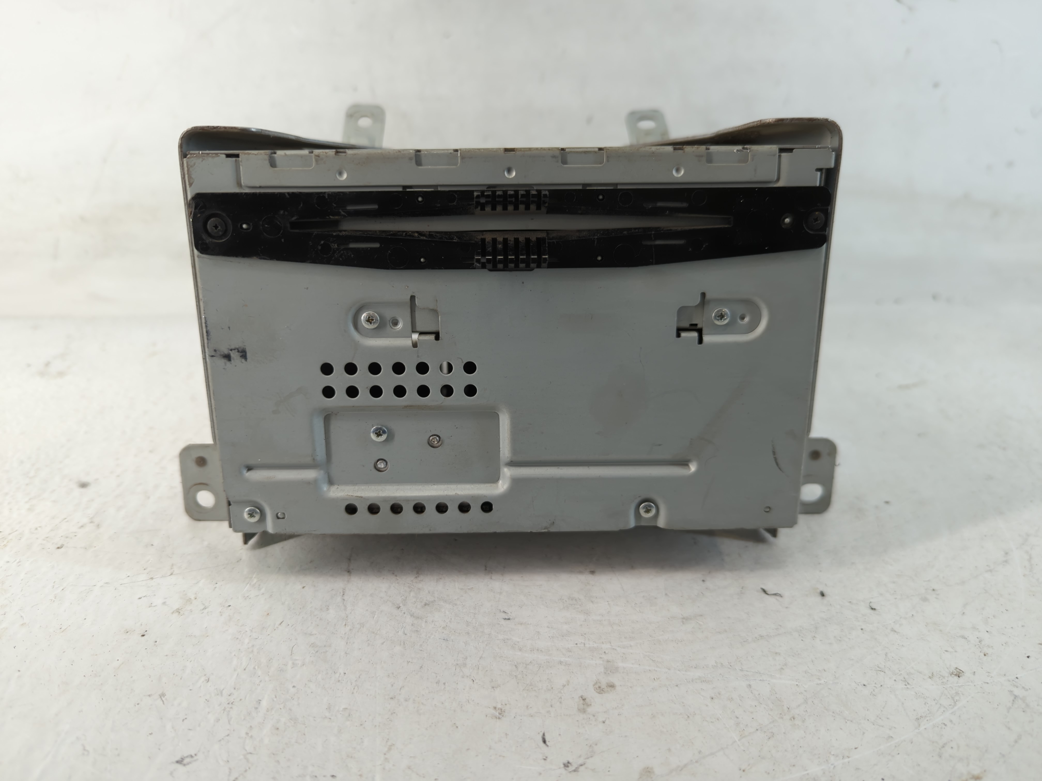 2011-2012 Ford Taurus Am Fm Cd Player Radio Receiver 780389 - Oemusedautoparts1.com