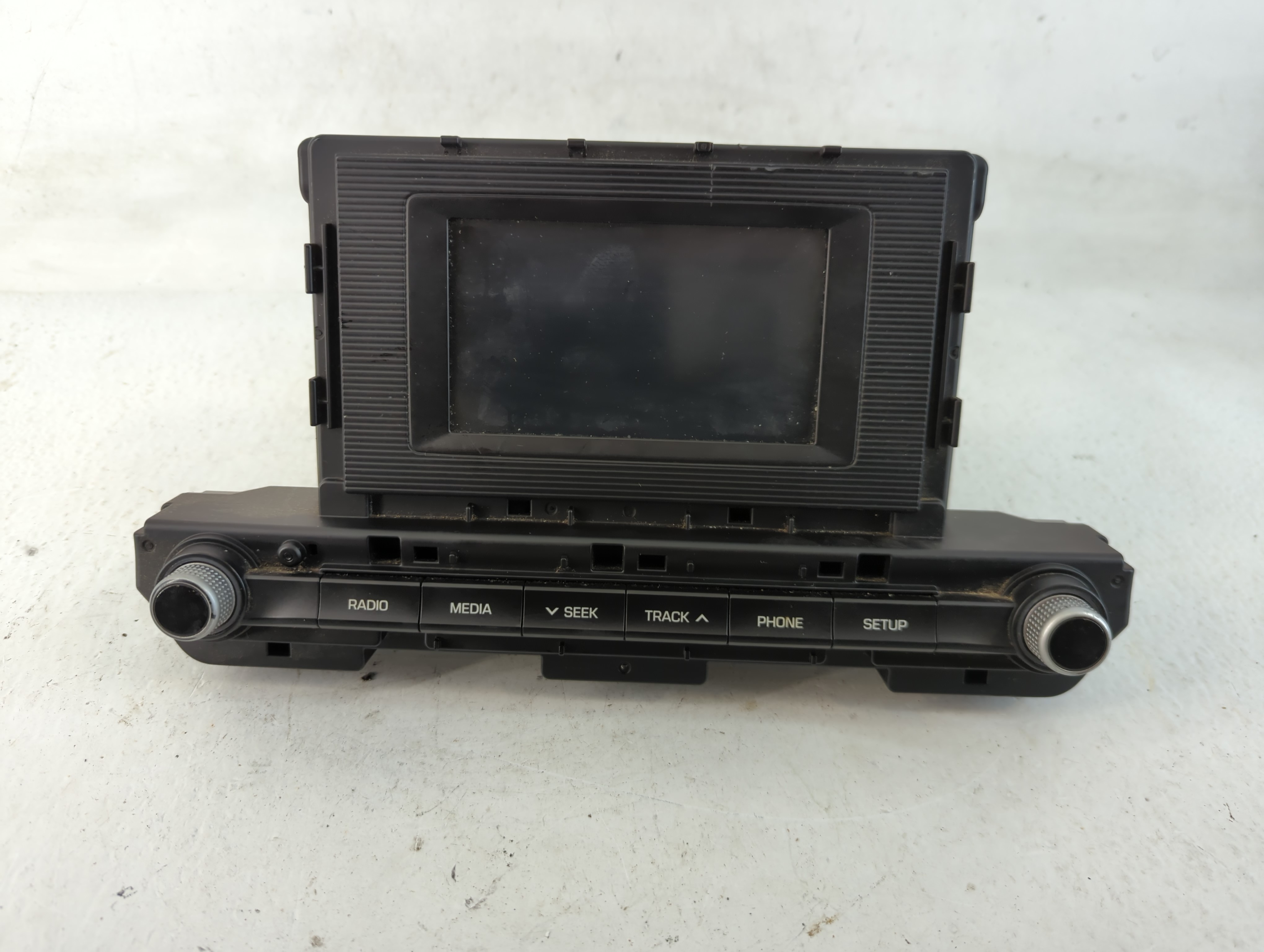 2019-2020 Hyundai Elantra Am Fm Cd Player Radio Receiver 780440 - Oemusedautoparts1.com
