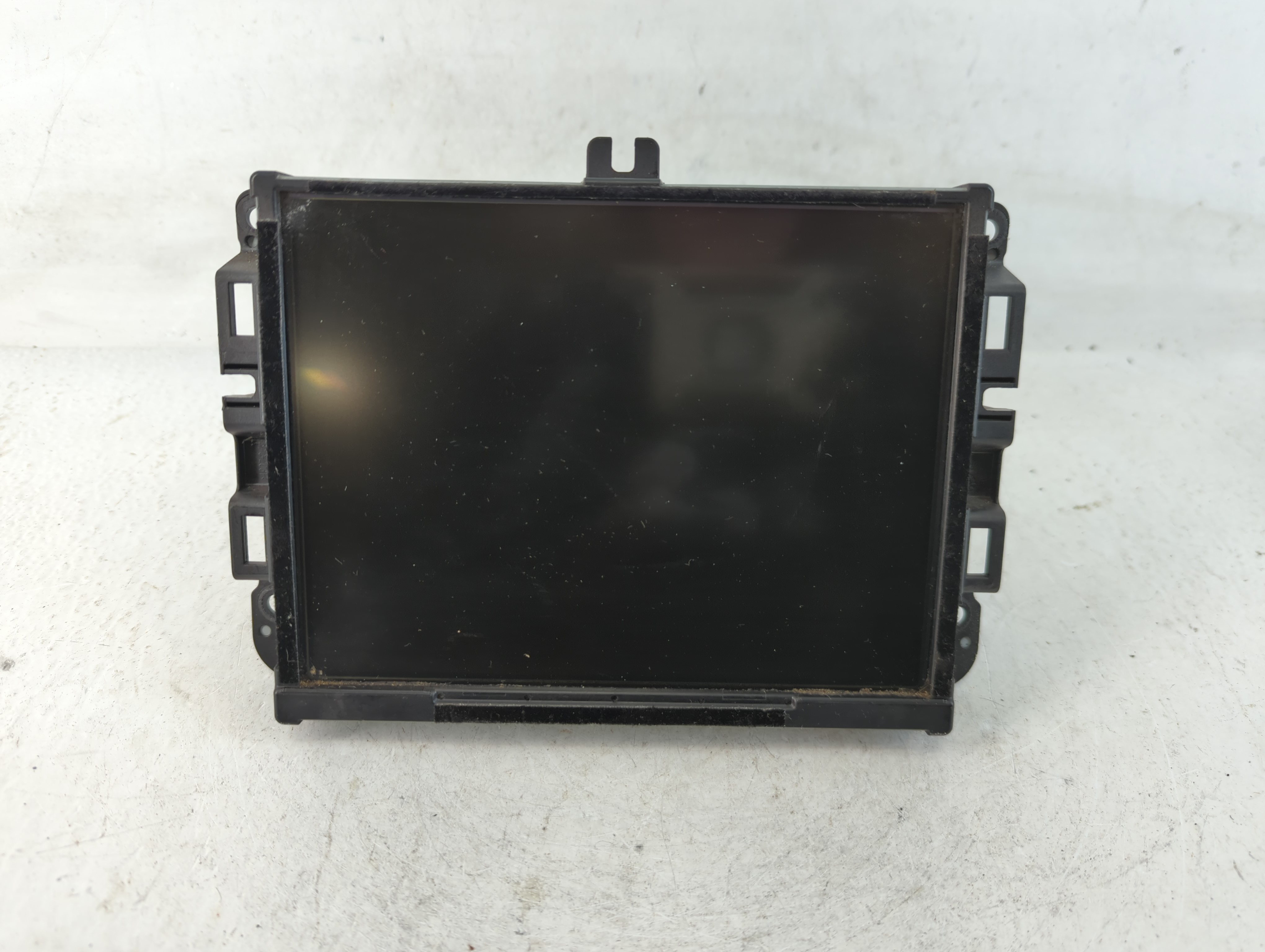 Dodge Ram 3500 Am Fm Cd Player Radio Receiver 780460 - Oemusedautoparts1.com
