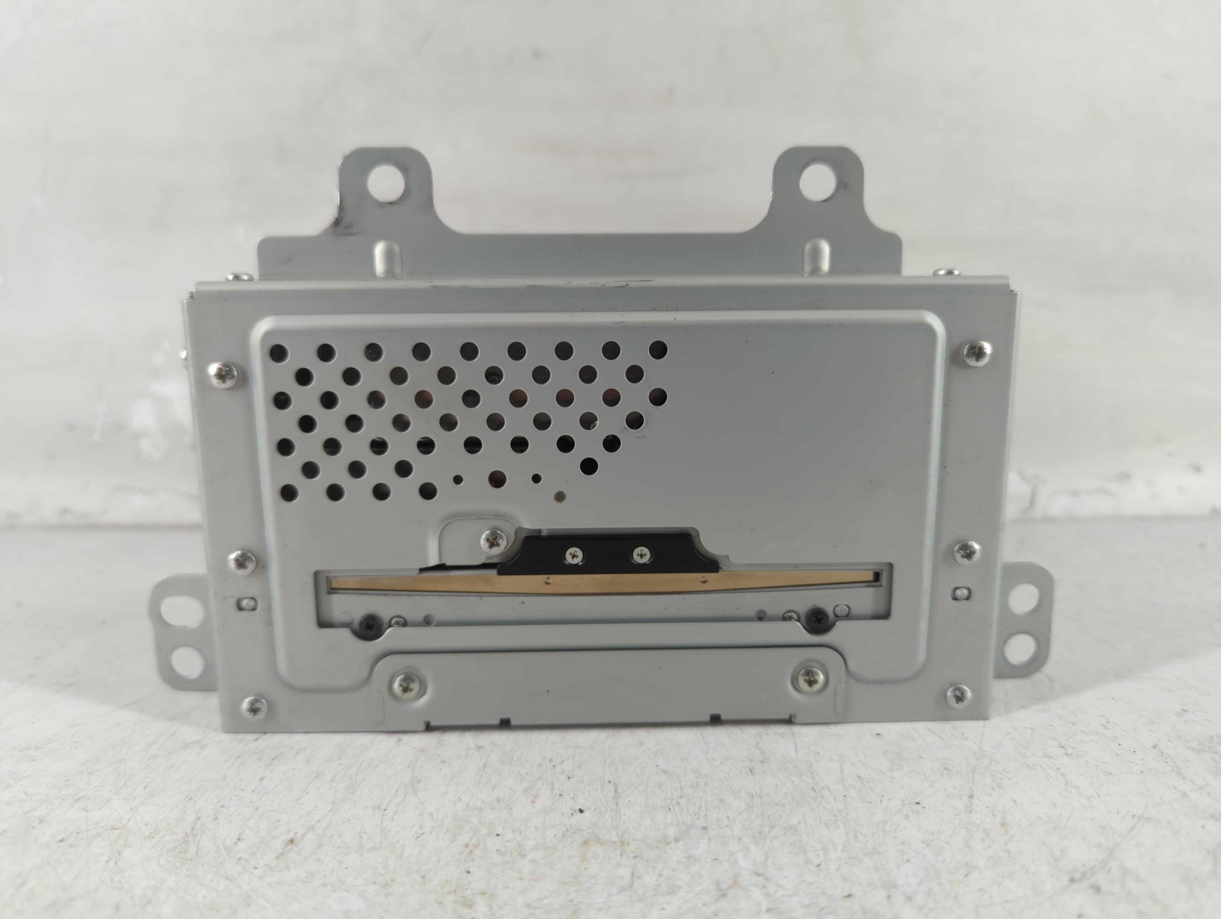 2011-2011 Cadillac Srx Am Fm Cd Player Radio Receiver 780490 - Oemusedautoparts1.com