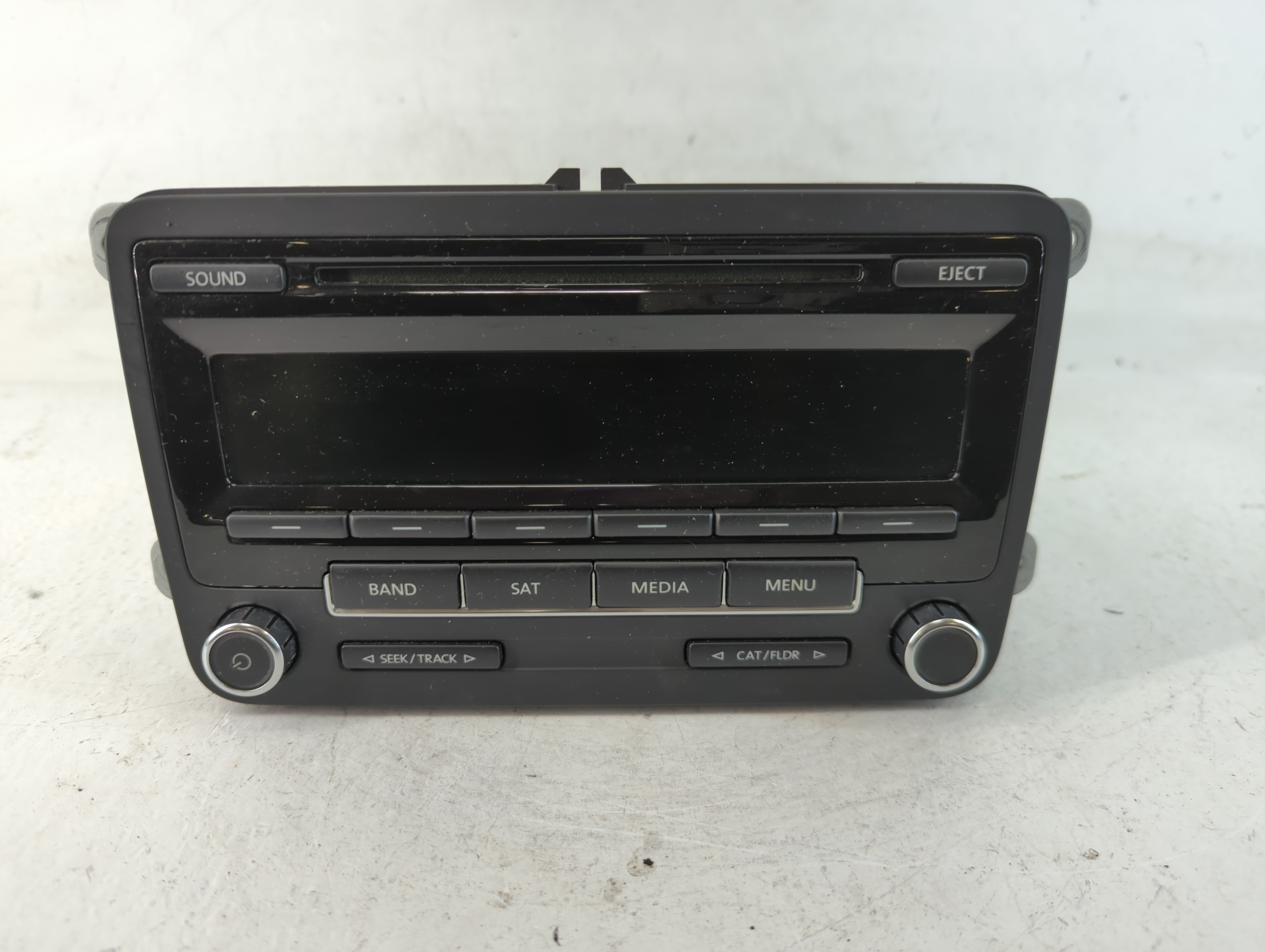 Picture of 2011-2014 Volkswagen Jetta Am Fm Cd Player Radio Receiver 780591