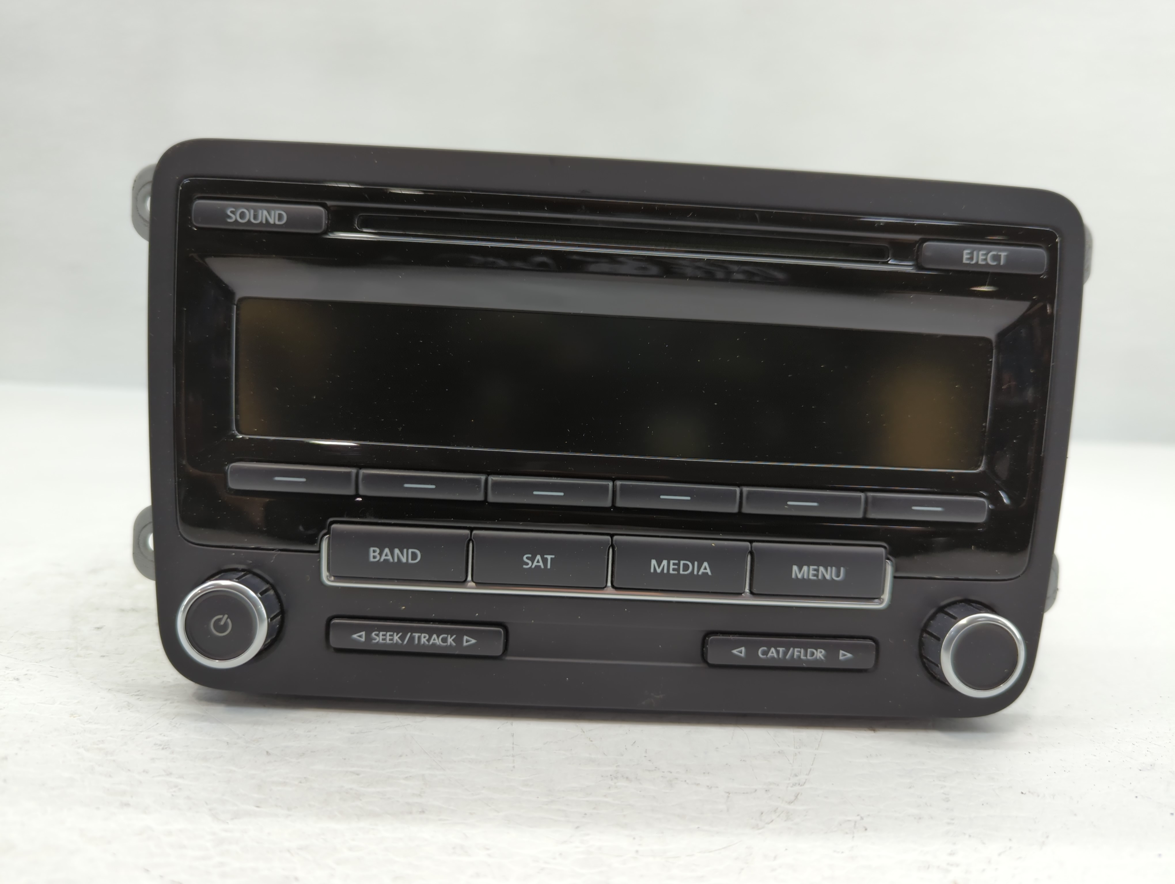 2012-2015 Volkswagen Passat Am Fm Cd Player Radio Receiver 780614 - Oemusedautoparts1.com