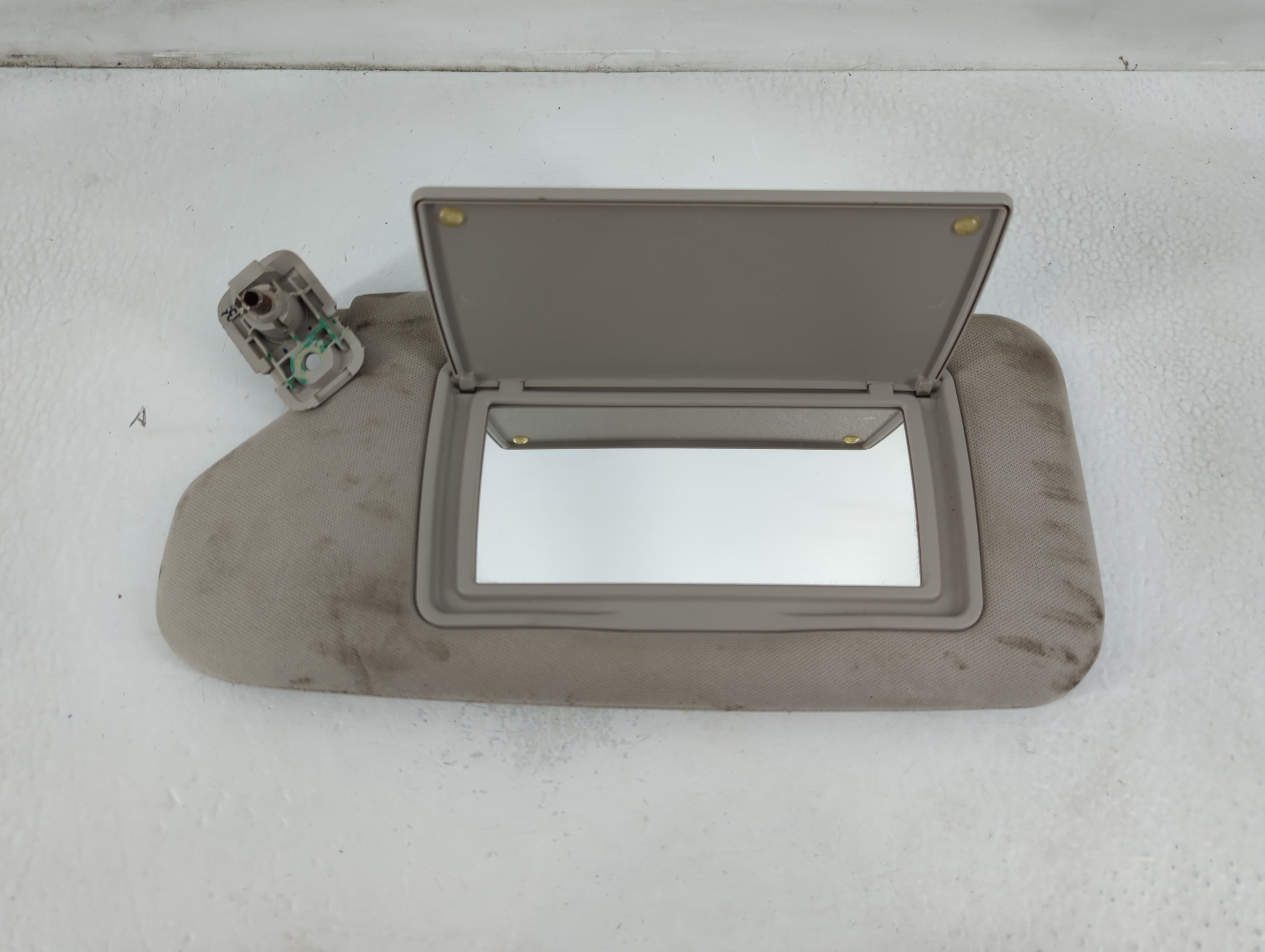 Picture of 2010-2013 Nissan Altima Driver Sun Visor Mirror Left Sunvisor Grey 780718