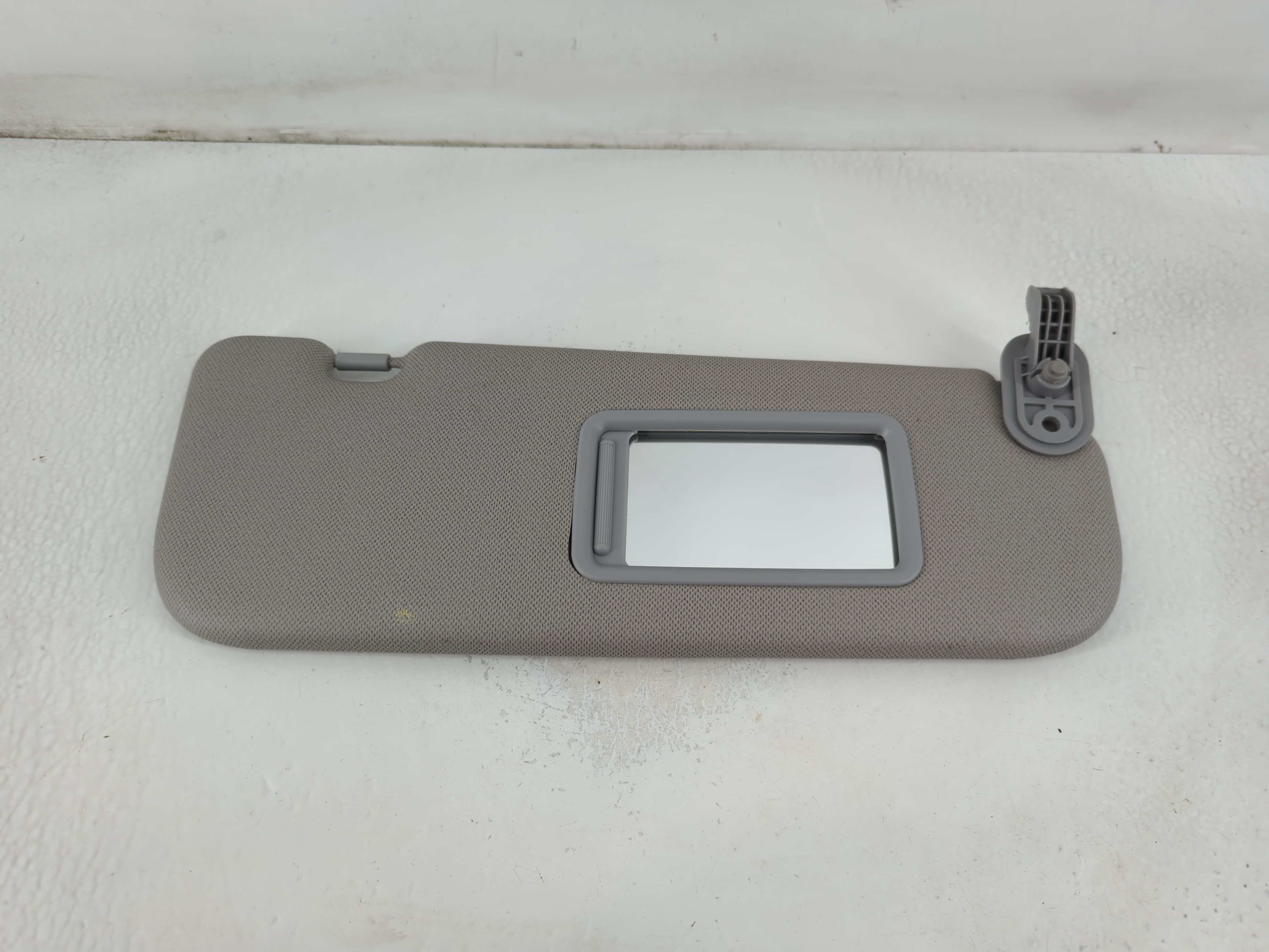 2014-2016 Hyundai Elantra Passenger Sun Visor Mirror Right Sunvisor Grey 780763 - Oemusedautoparts1.com