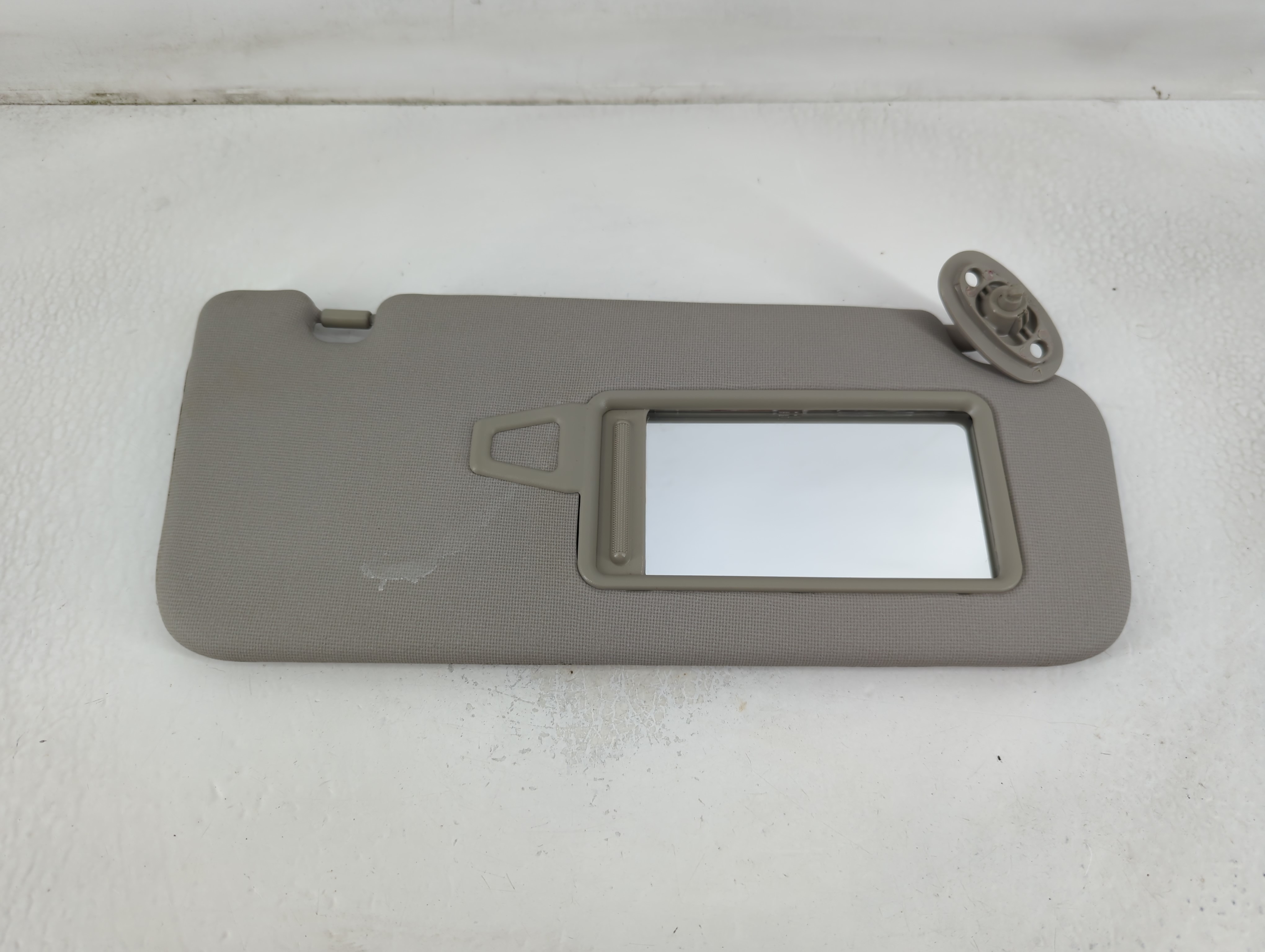 Picture of 2010-2013 Kia Forte Passenger Sun Visor Mirror Right Sunvisor Grey 780773