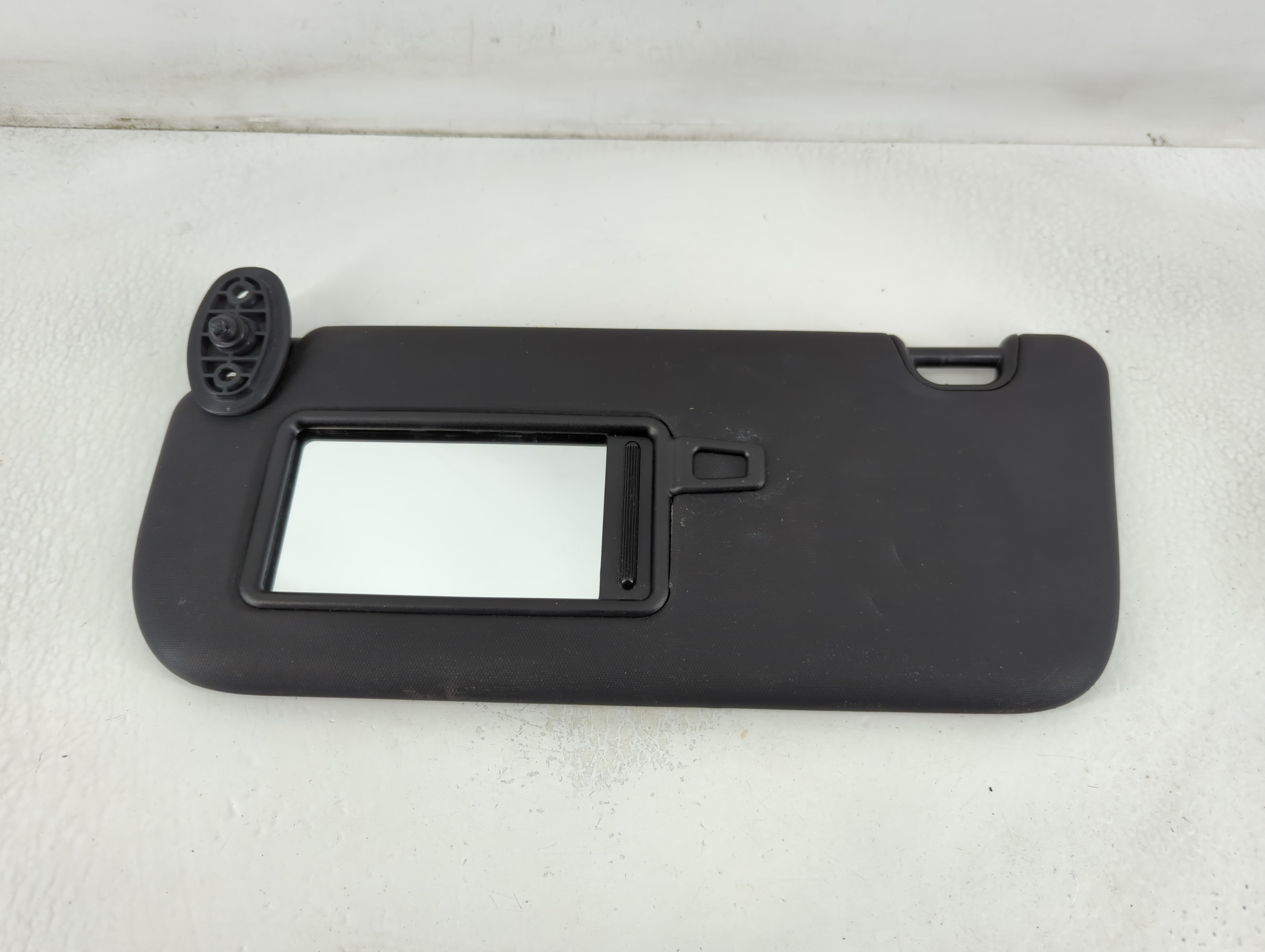 2014-2019 Kia Soul Driver Sun Visor Mirror Left Sunvisor Black 780774 - Oemusedautoparts1.com