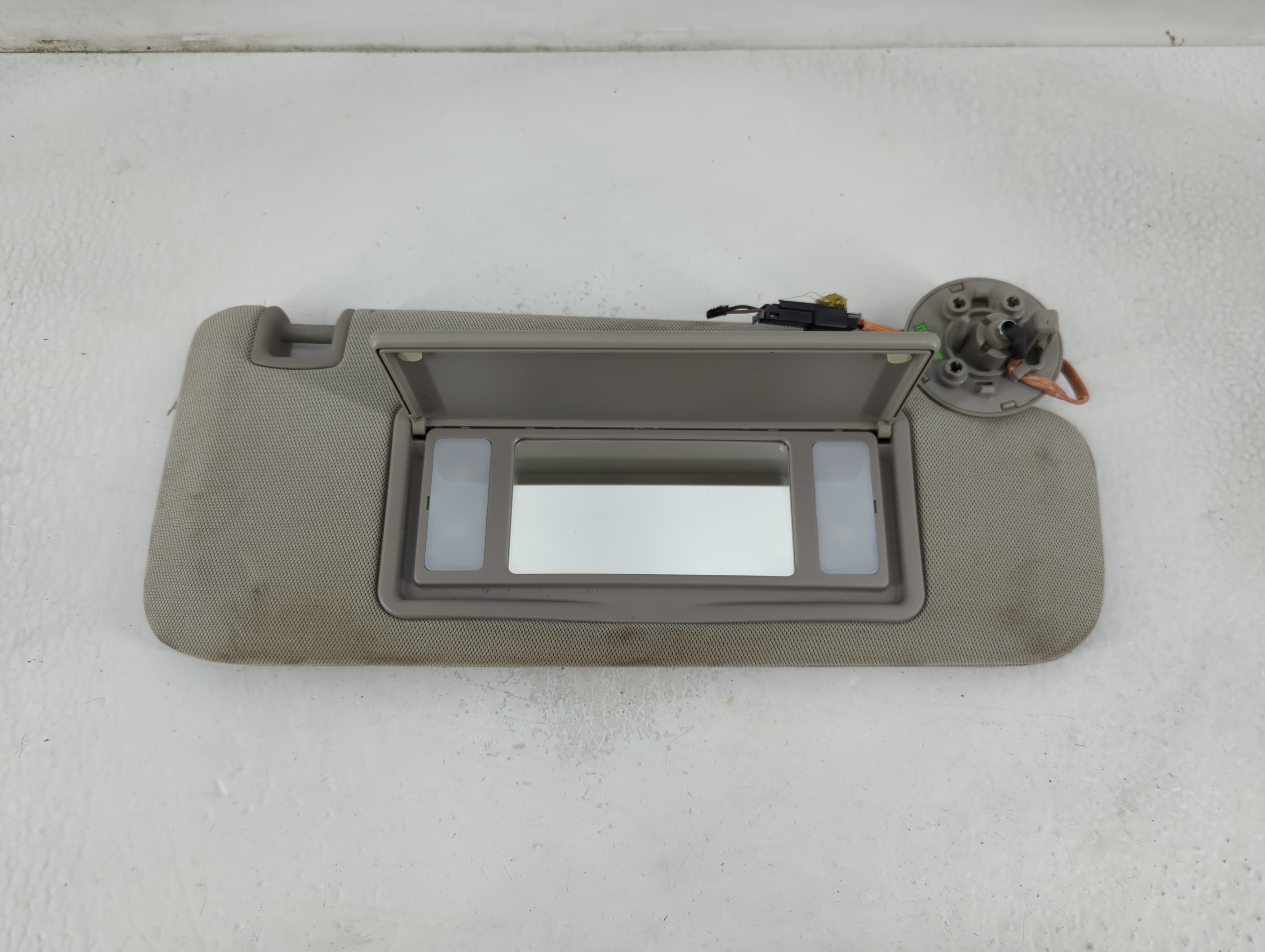2010-2015 Buick Lacrosse Passenger Sun Visor Mirror Right Sunvisor Grey 780780 - Oemusedautoparts1.com