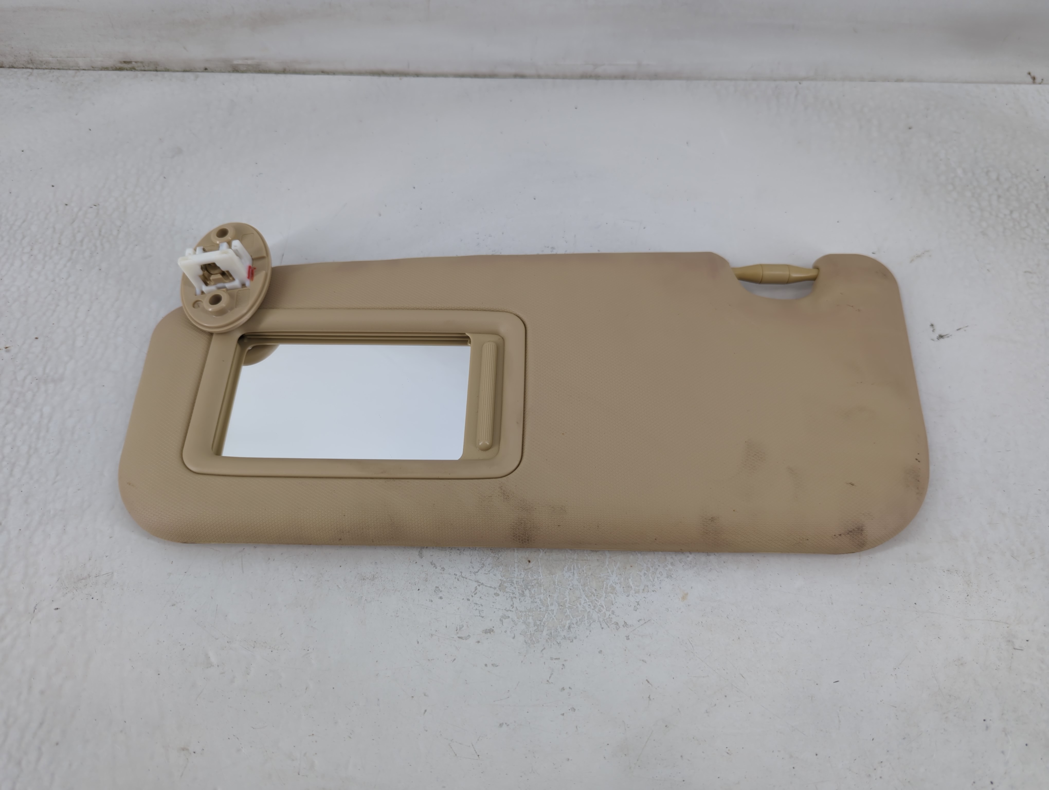 2017-2019 Toyota Corolla Driver Sun Visor Mirror Left Sunvisor Tan 780804 - Oemusedautoparts1.com