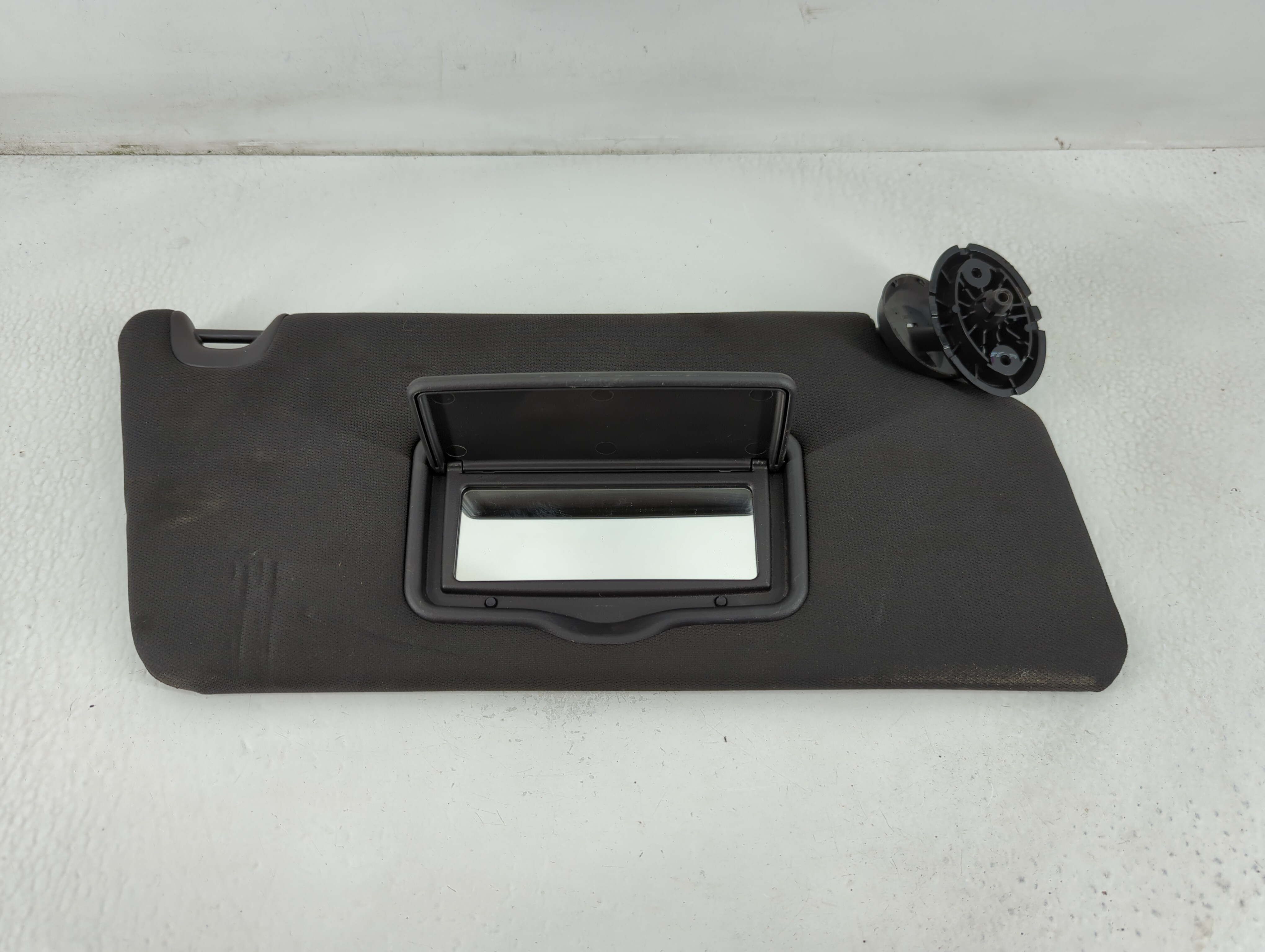 2011-2015 Ford Explorer Driver Sun Visor Mirror Left Sunvisor Black 780815 - Oemusedautoparts1.com