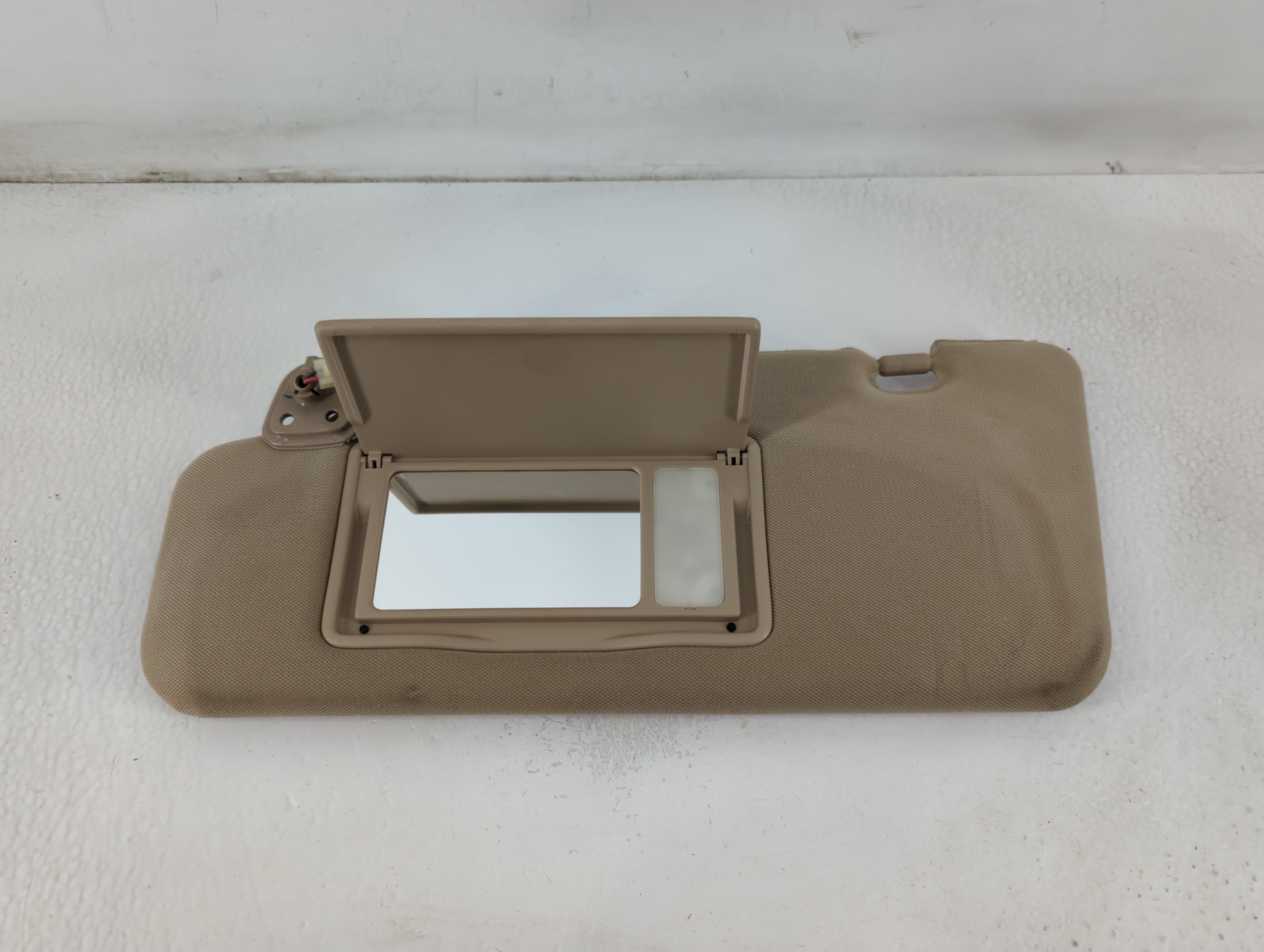 2006-2007 Nissan Murano Driver Sun Visor Mirror Left Sunvisor Beige 780821 - Oemusedautoparts1.com