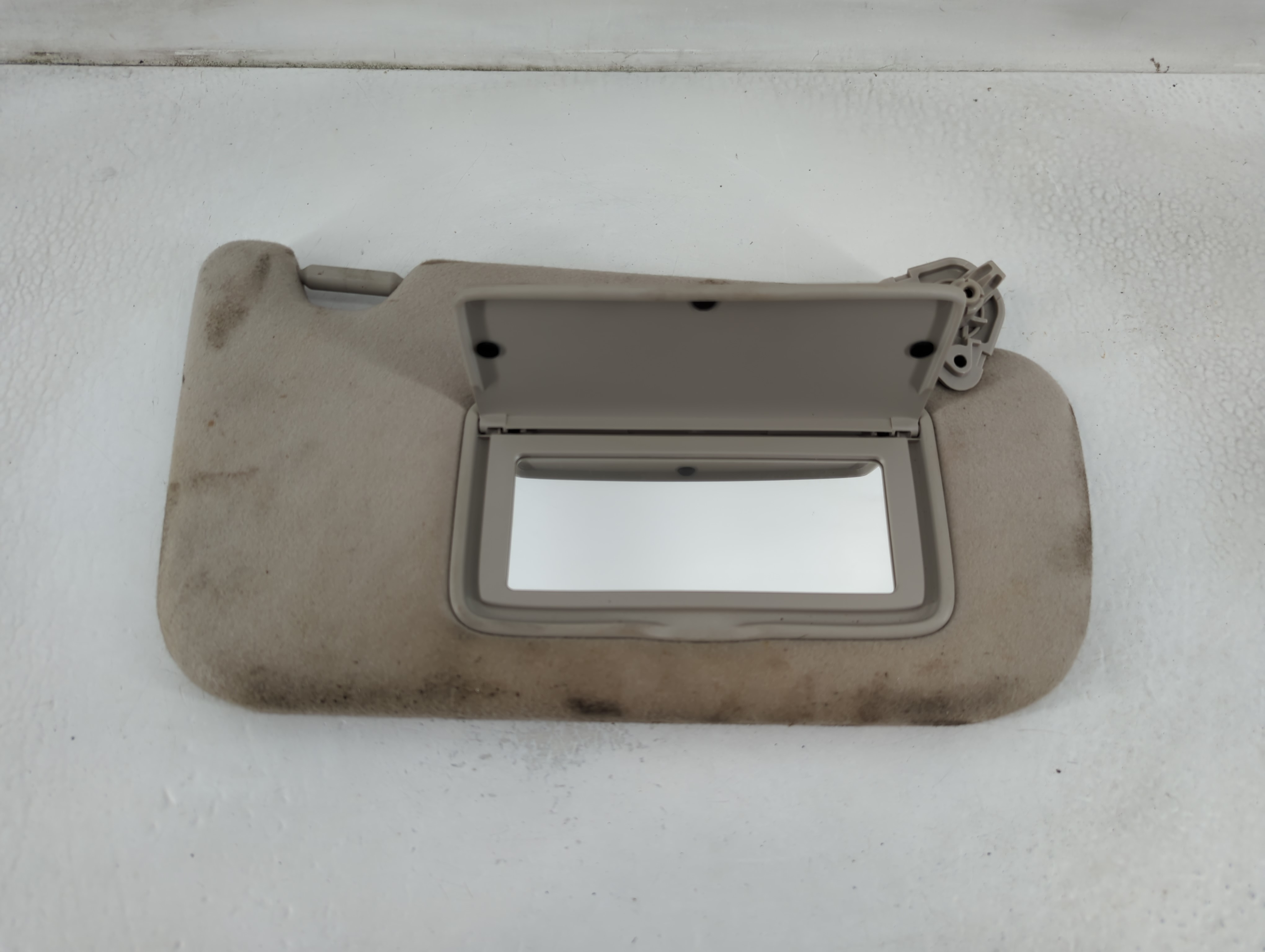 Picture of 2013-2019 Nissan Sentra Passenger Sun Visor Mirror Right Sunvisor Grey 780851