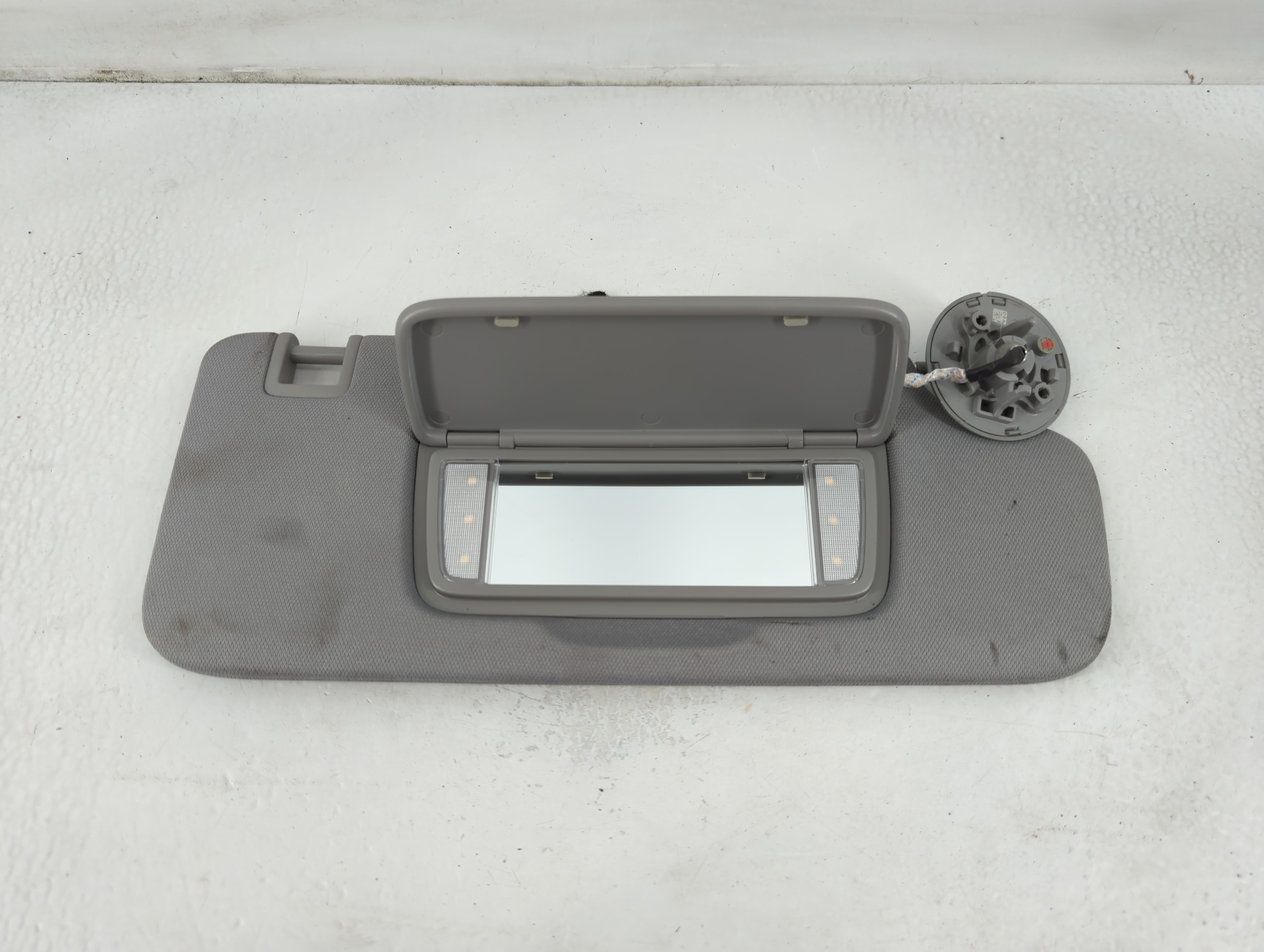 Picture of Gmc Terrain Driver Sun Visor Mirror Left Sunvisor Grey 780863