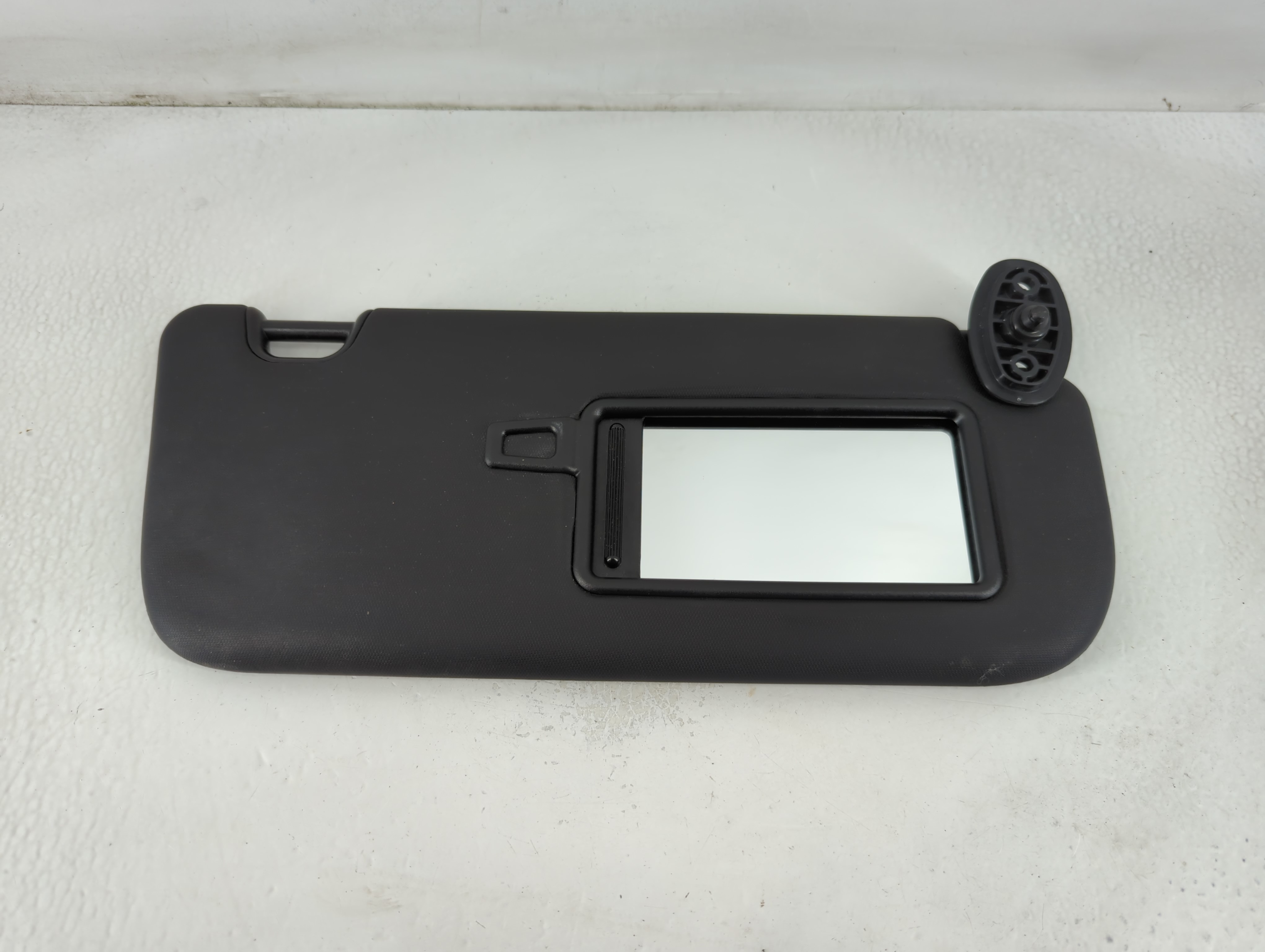 2014-2019 Kia Soul Passenger Sun Visor Mirror Right Sunvisor Black 780901 - Oemusedautoparts1.com