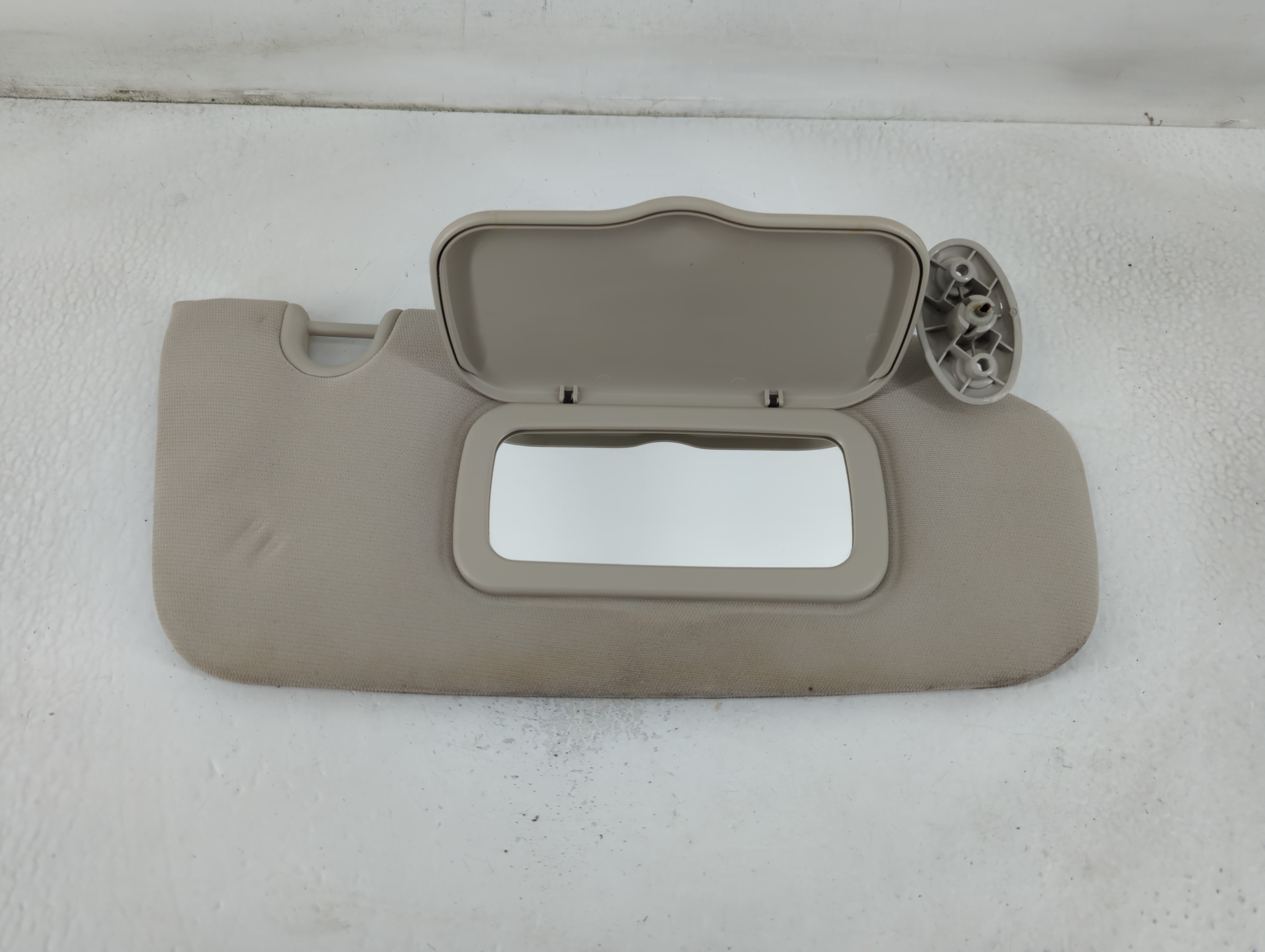 2010-2017 Jeep Patriot Passenger Sun Visor Mirror Right Sunvisor Grey 780905 - Oemusedautoparts1.com