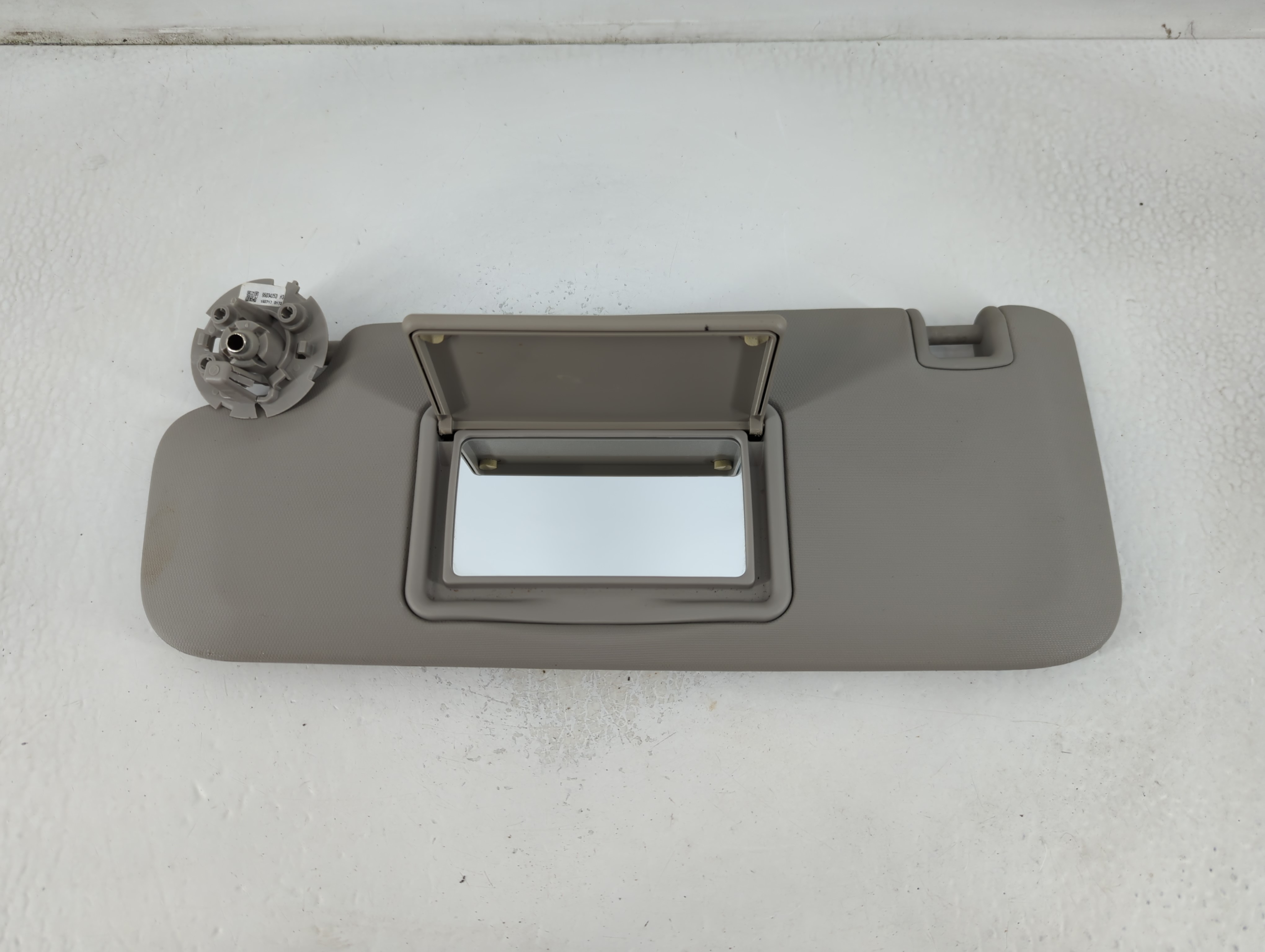 2011-2016 Chevrolet Cruze Driver Sun Visor Mirror Left Sunvisor Grey 780921 - Oemusedautoparts1.com