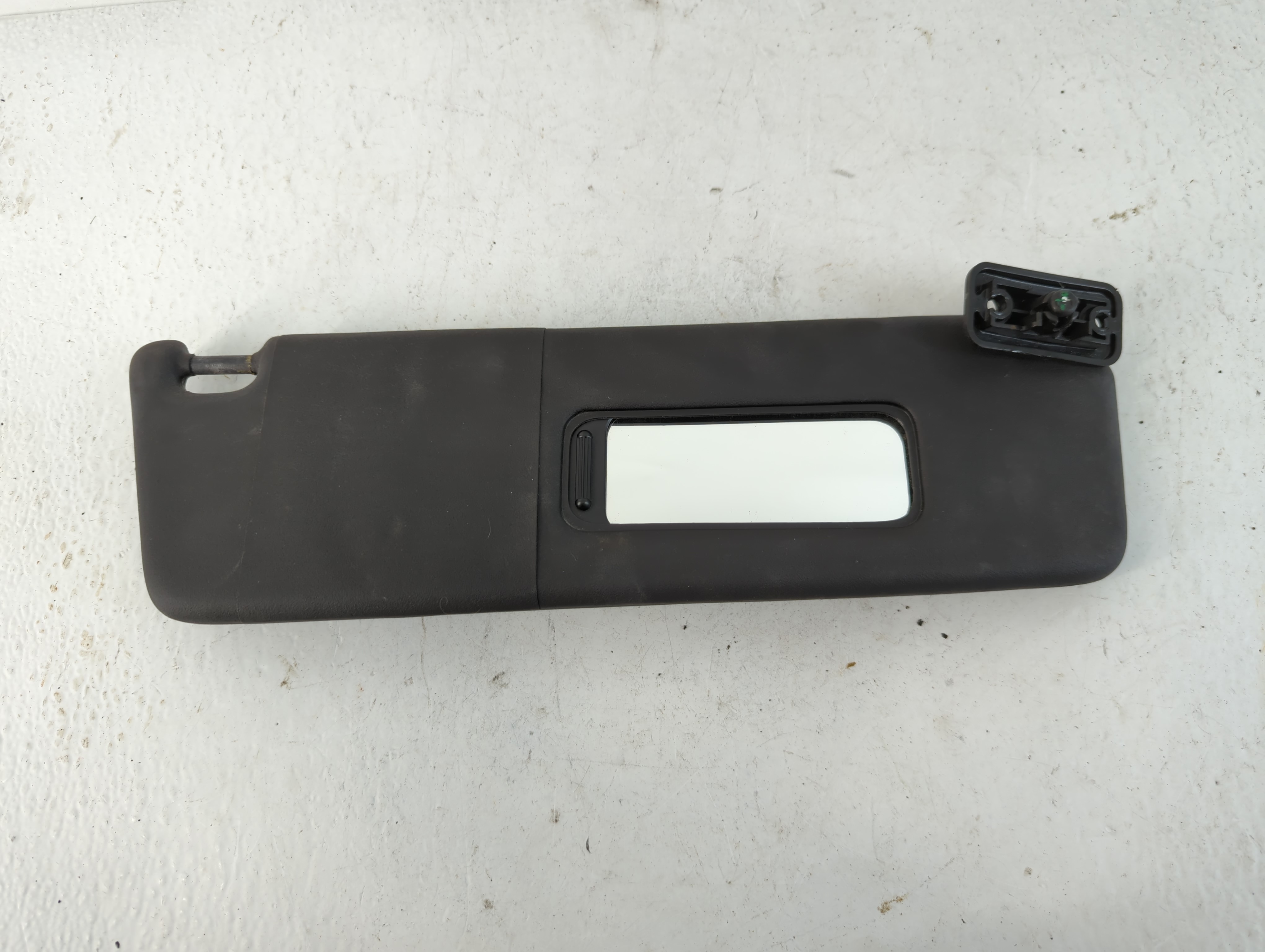Picture of 2010-2015 Chevrolet Camaro Passenger Sun Visor Mirror Right Sunvisor 780977