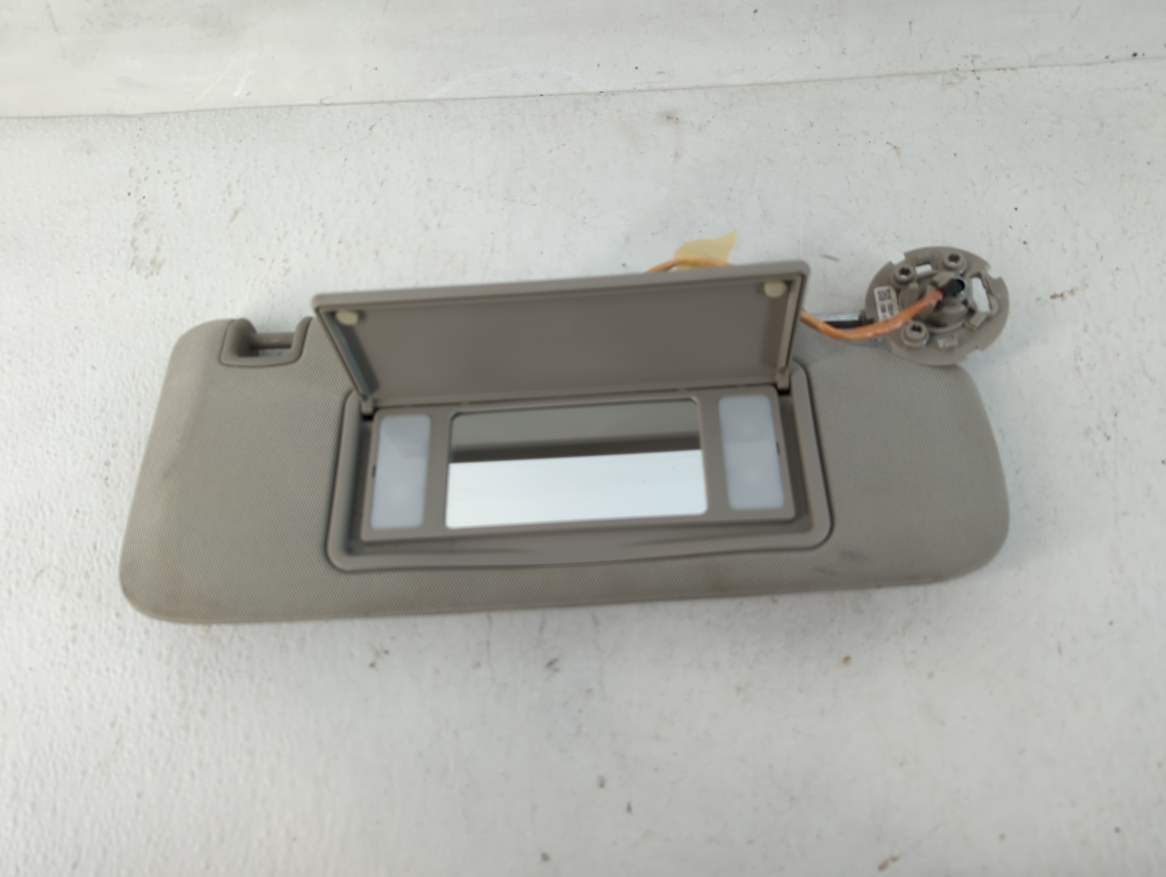 2012-2017 Buick Verano Passenger Sun Visor Mirror Right Sunvisor Grey 781031 - Oemusedautoparts1.com